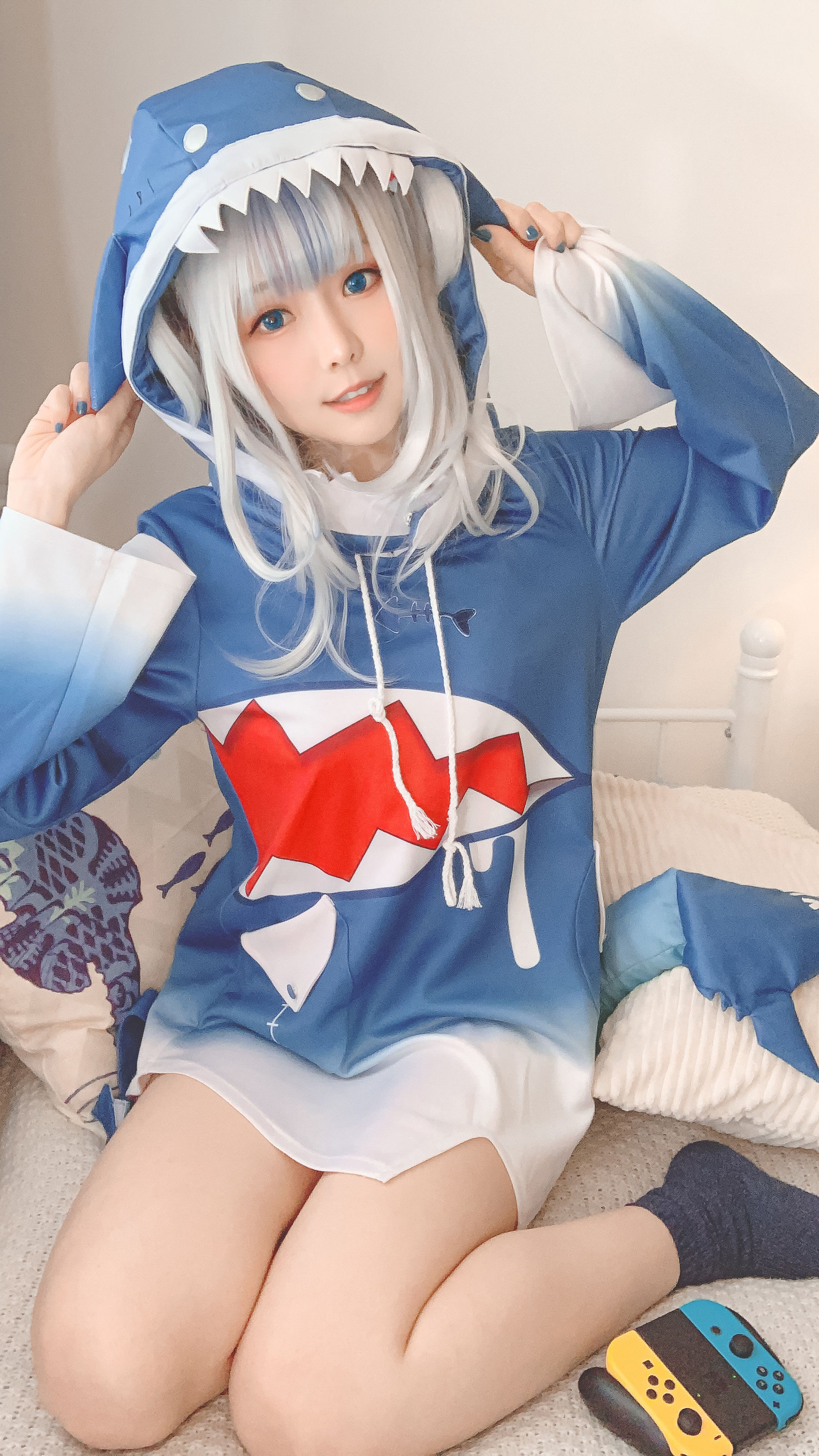 Ely_eee(ElyEE子) – 噶呜・古拉(小鲨鲨) [44P] - 秀人网免费无水印在线套图写真