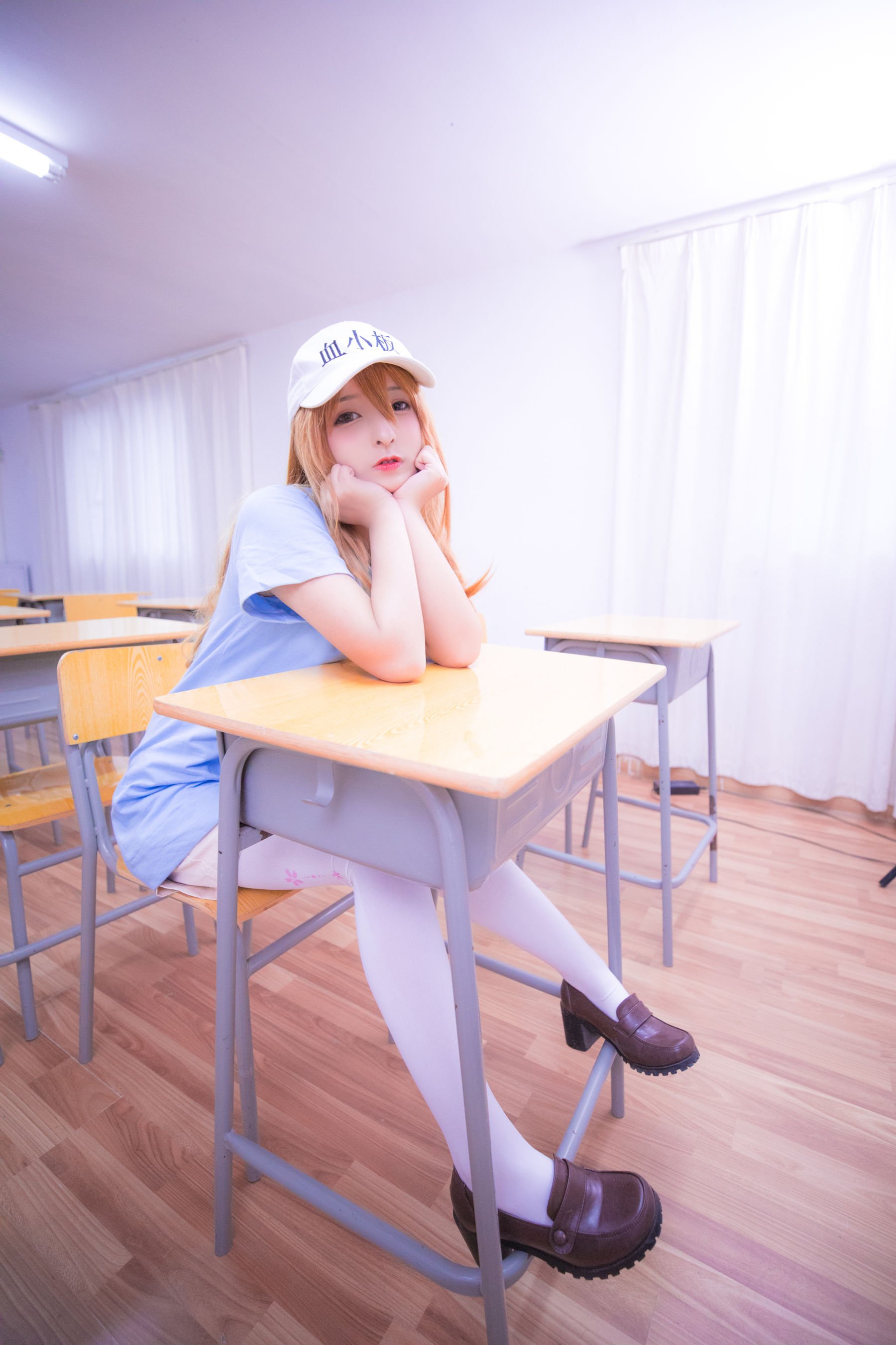 [萝莉COS] 神楽坂真冬 血小板 [100P] - 秀人网免费无水印在线套图写真