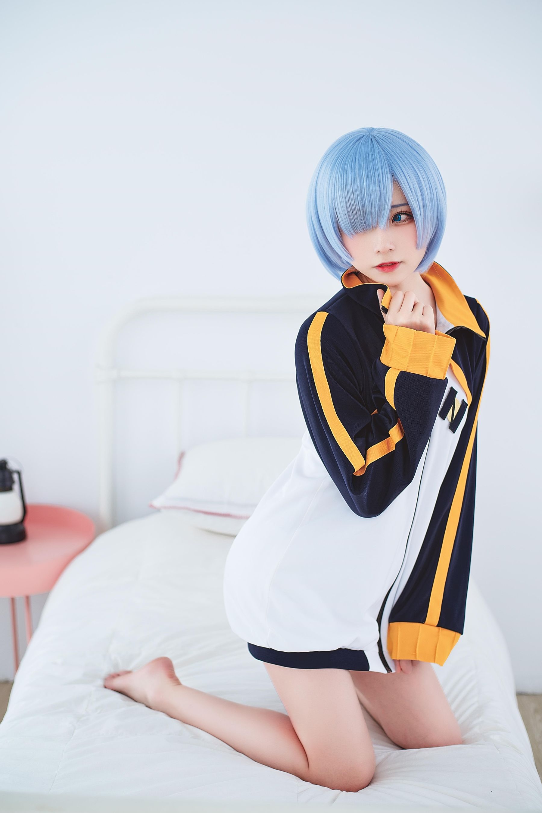 动漫博主Kitaro_绮太郎 – 蕾姆运动服 [18P] - 秀人网免费无水印在线套图写真