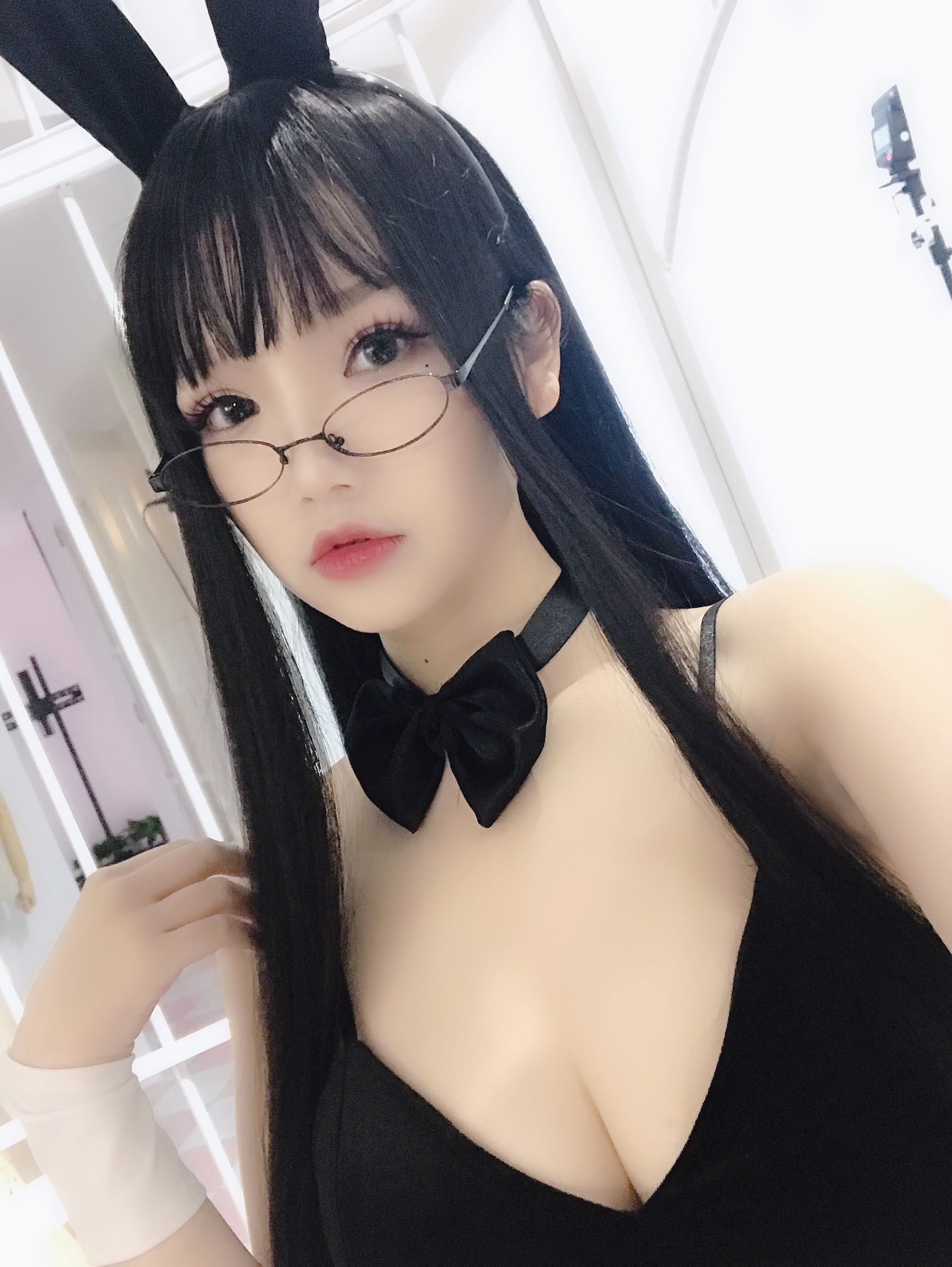 动漫博主雪晴Astra 眼镜兔子扮演 [24P] - 秀人网免费无水印在线套图写真