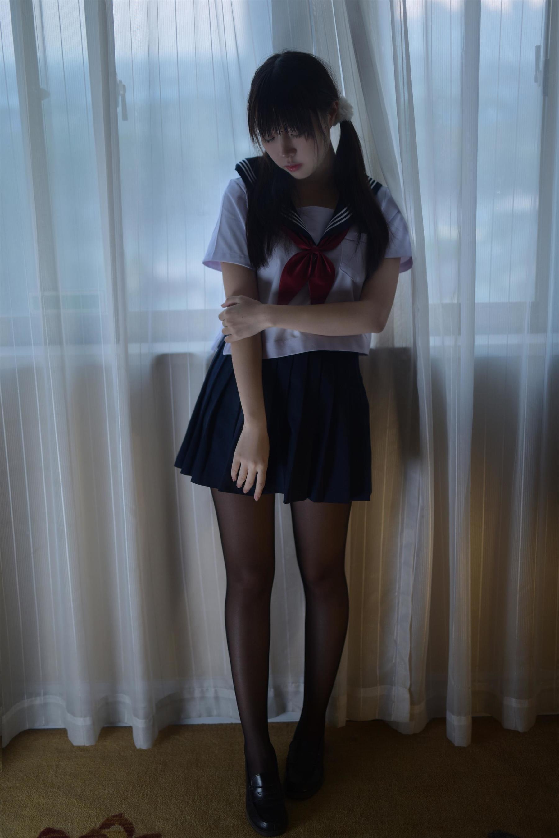 人气Coser二佐Nisa – 湿身黑丝 [12P] - 秀人网免费无水印在线套图写真