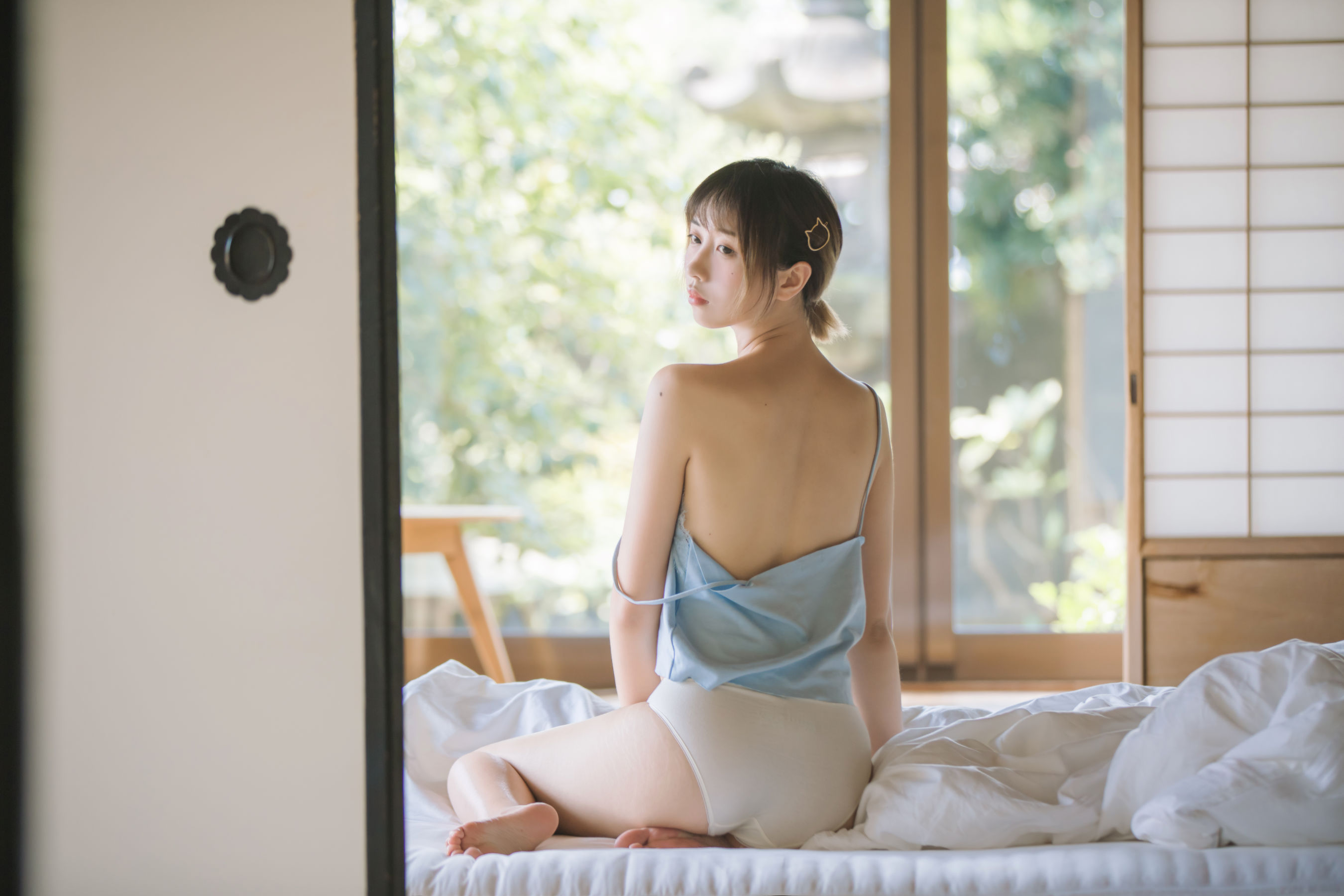 次元少女念雪ww – 夏天日记 [27P] - 秀人网免费无水印在线套图写真