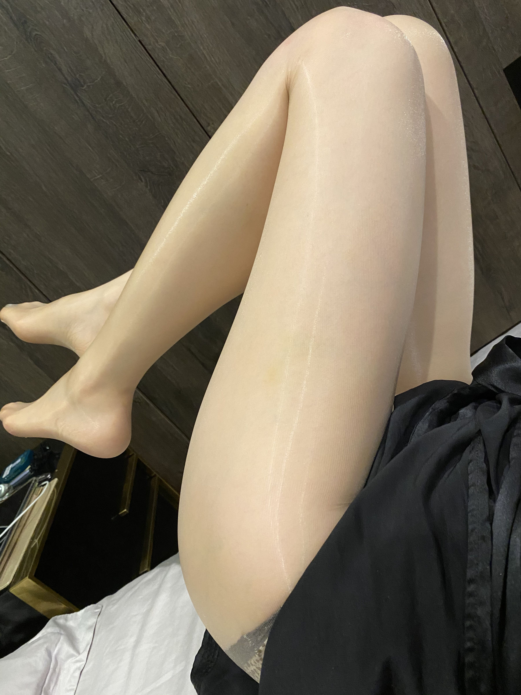 丝足博主麋鹿_Monroe 2020.08.29 亮是一种态度 [30P] - 秀人网免费无水印在线套图写真