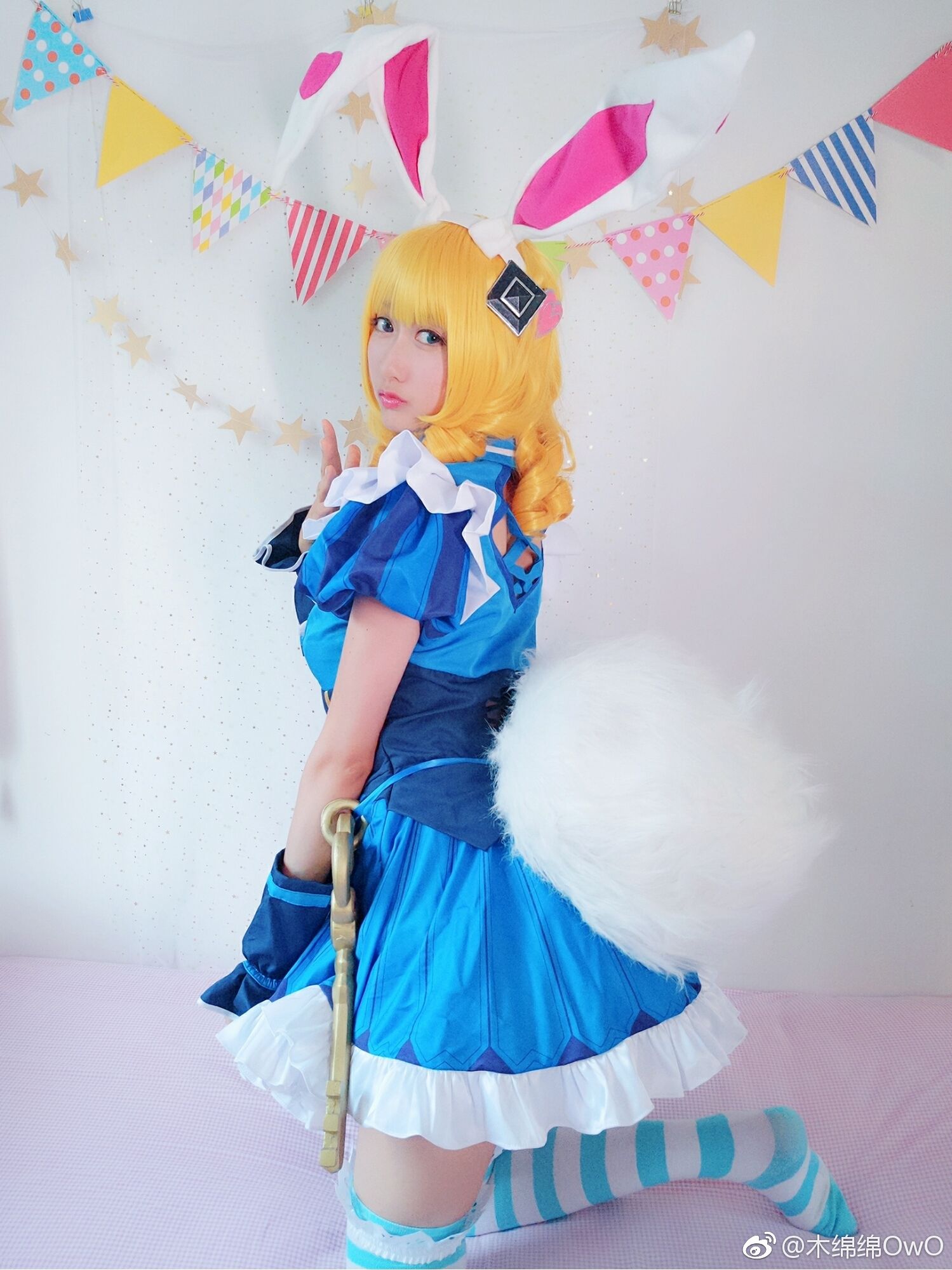 [萝莉COS] 木绵绵OwO – 微博生活照自拍精选合集 [120P] - 秀人网免费无水印在线套图写真