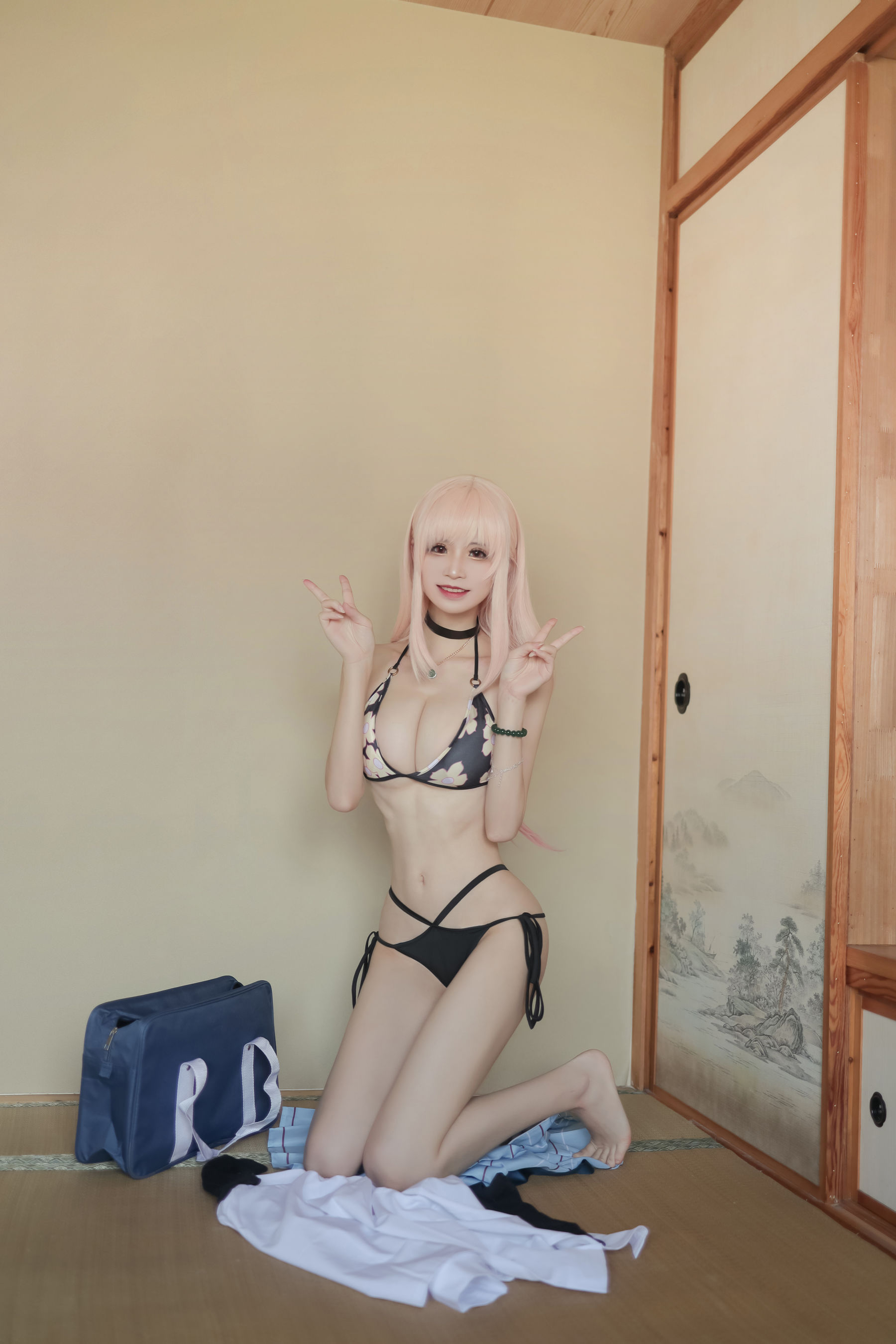 动漫博主爱老师_PhD – 喜多川海梦 校服 泳装 [17P] - 秀人网免费无水印在线套图写真