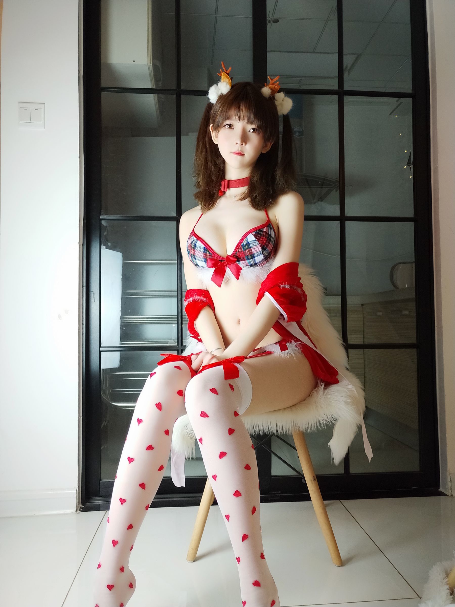 一小央泽 圣诞鹿 [31P] - 秀人网免费无水印在线套图写真