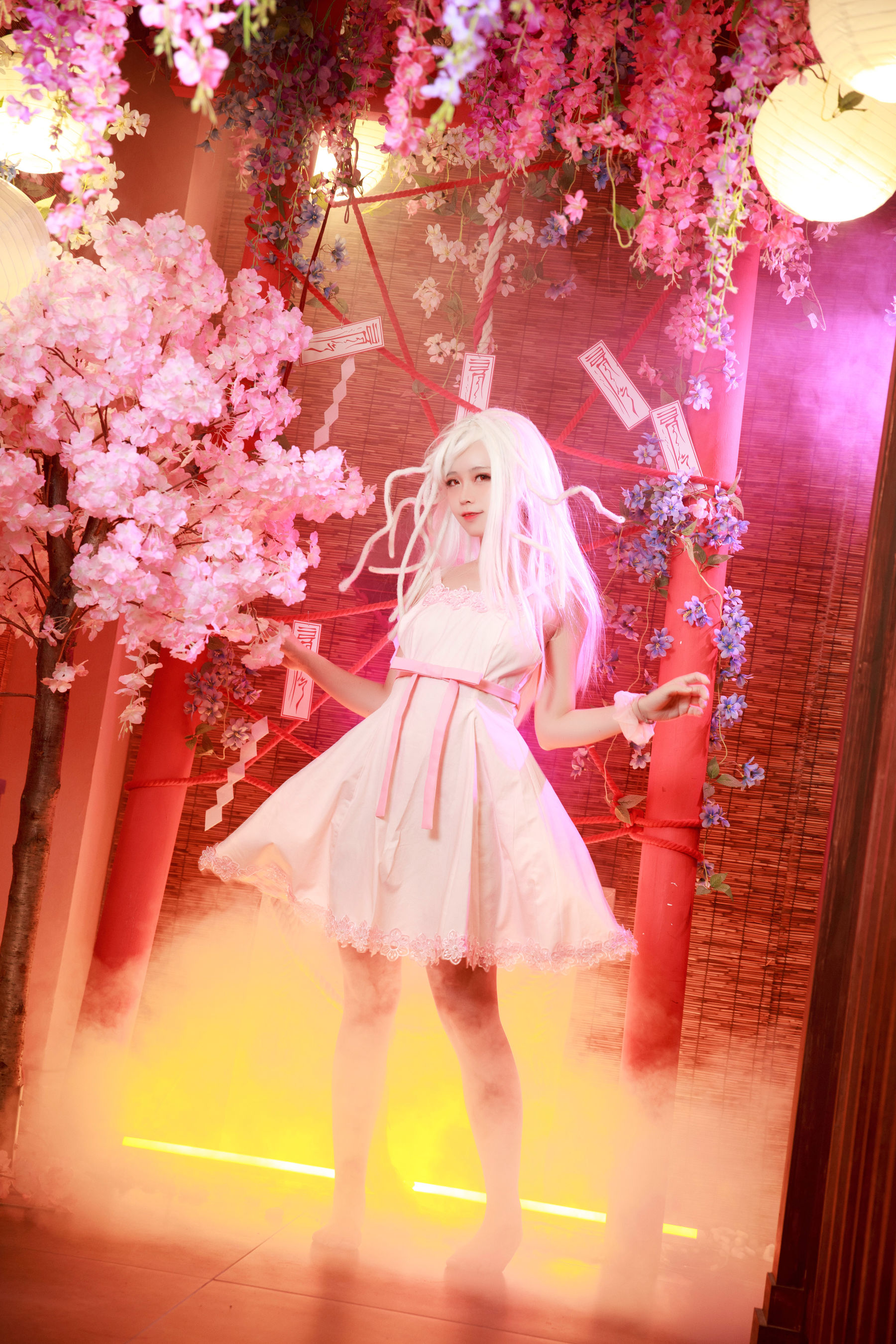 动漫博主G44不会受伤 – 抚子蛇神 [15P] - 秀人网免费无水印在线套图写真