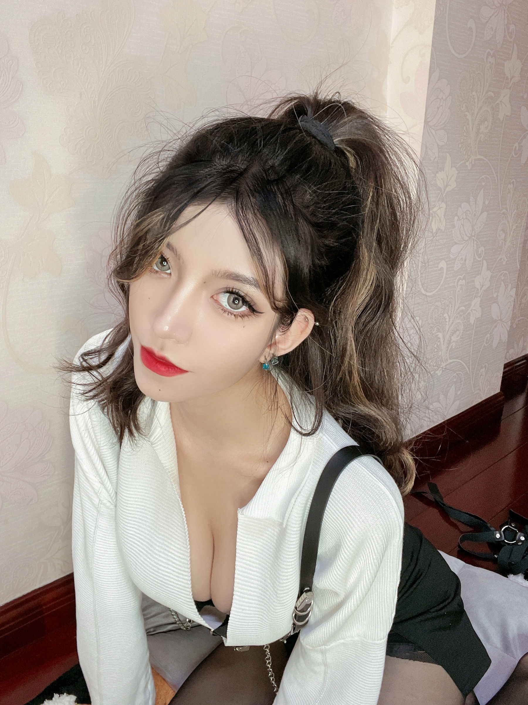 Coser__KETTOE – 黑丝 [23P] - 秀人网免费无水印在线套图写真