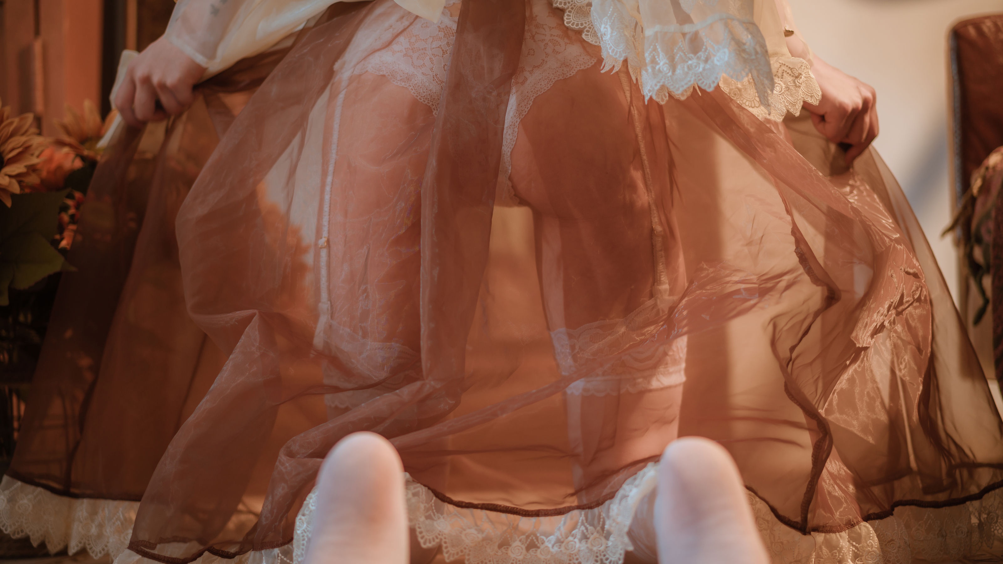 COS少女星野咪兔 透明女仆 [59P] - 秀人网免费无水印在线套图写真