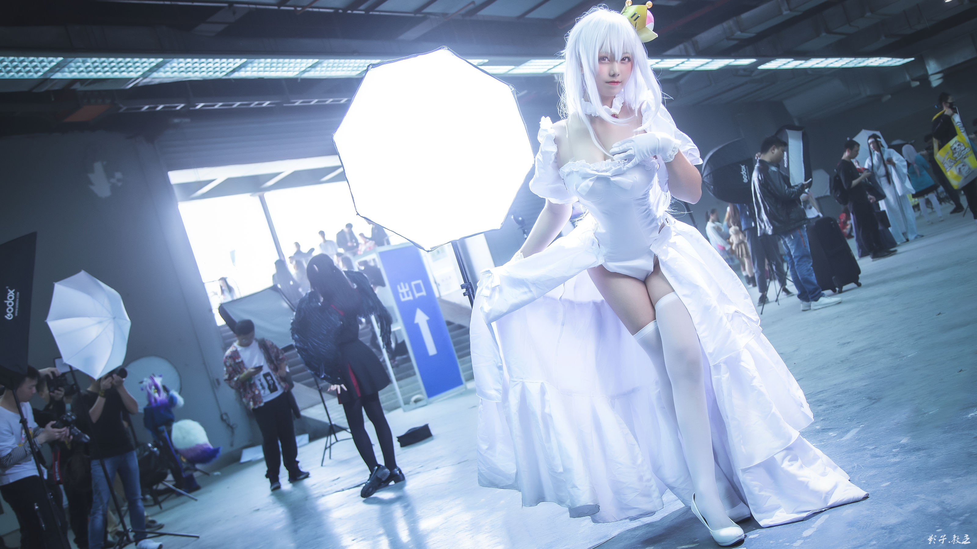 萌系小姐姐蜜汁猫裘 – 幽灵姬 [10P] - 秀人网免费无水印在线套图写真