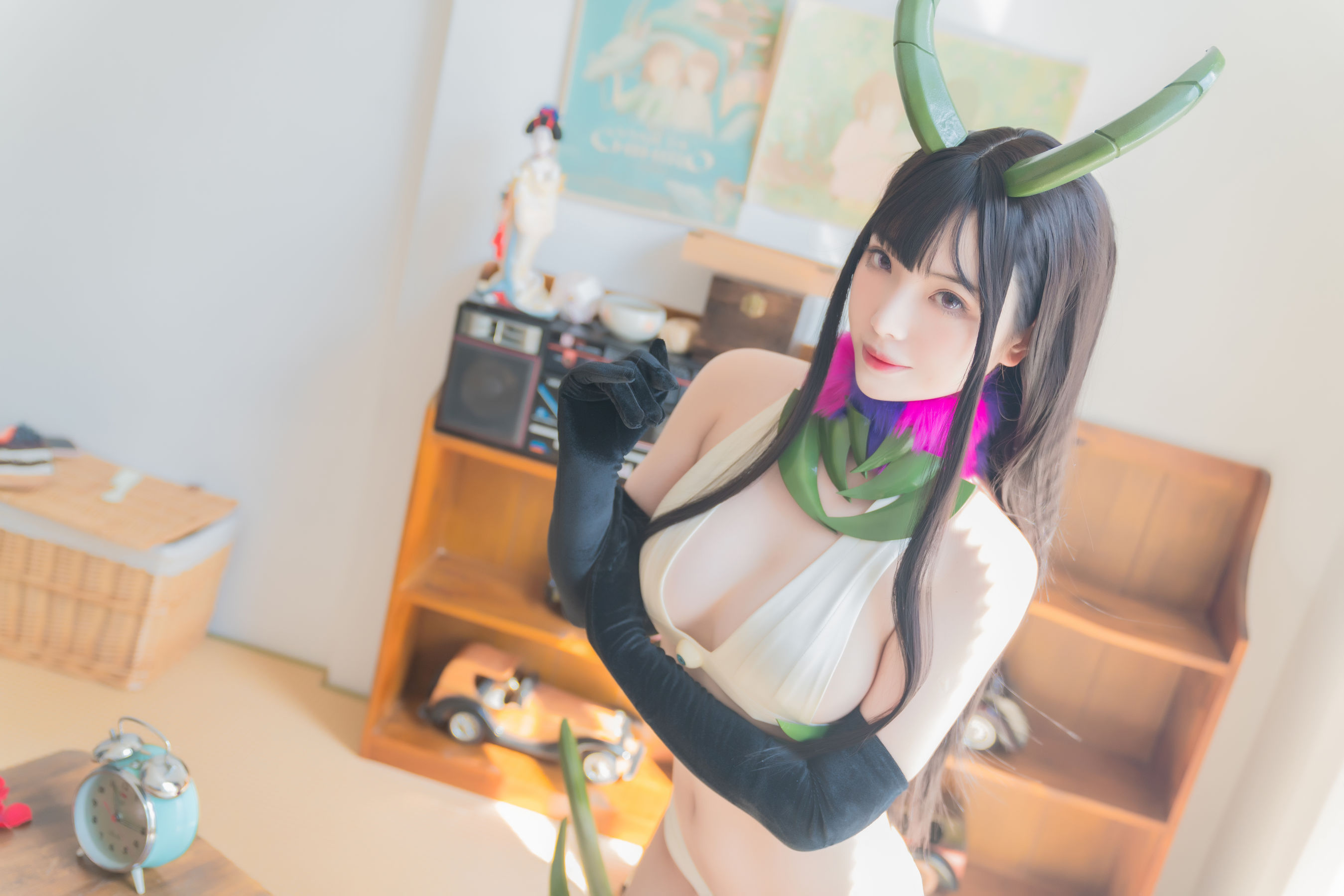 [Cosplay写真] 动漫博主雯妹 – 恶魔姐姐 [28P] - 秀人网免费无水印在线套图写真