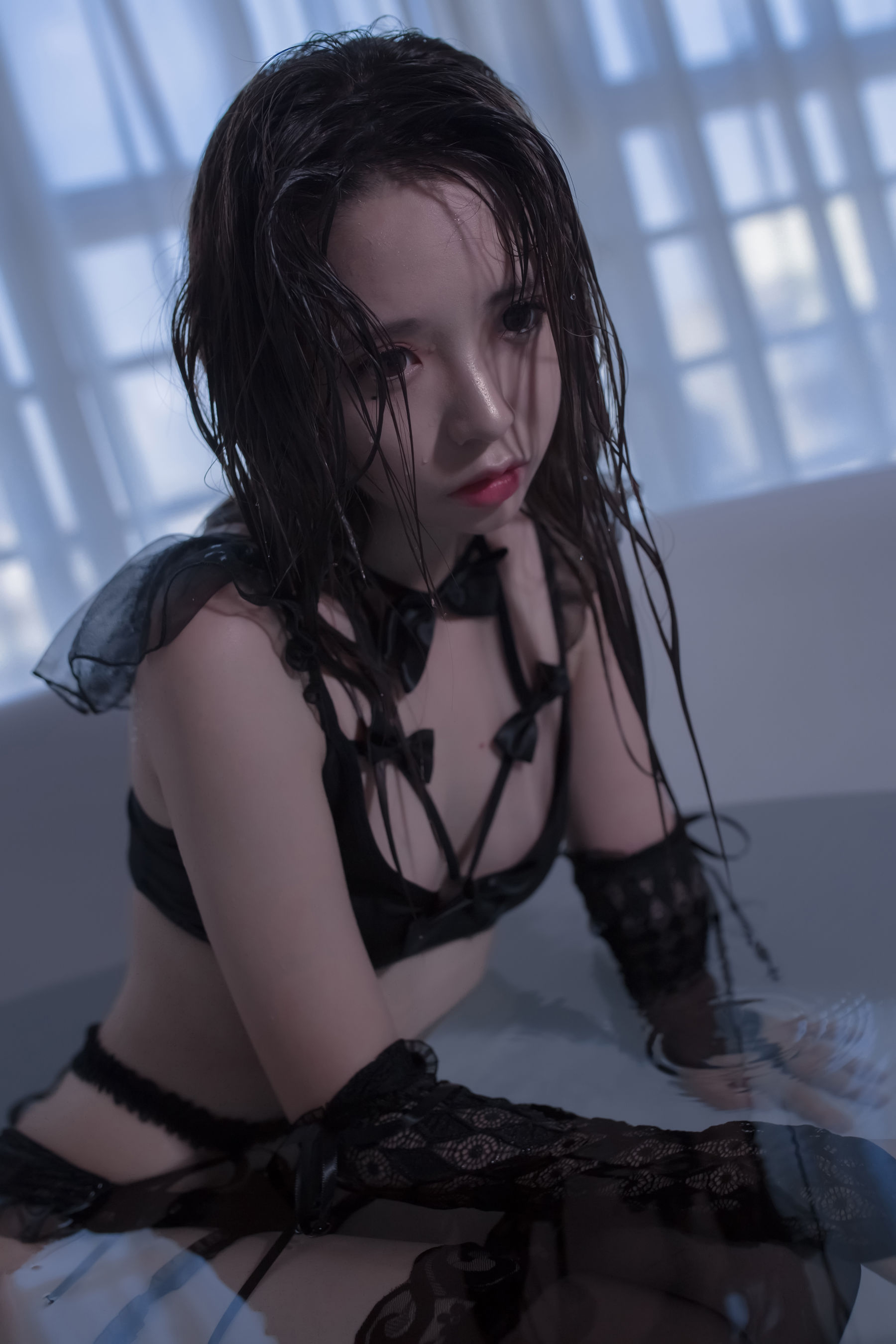 疯猫ss – 蓝色忧郁 [36P] - 秀人网免费无水印在线套图写真