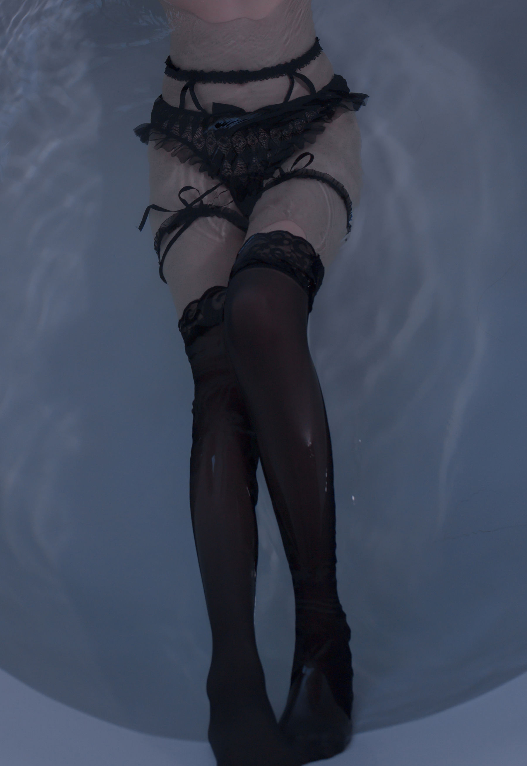 疯猫ss – 蓝色忧郁 [36P] - 秀人网免费无水印在线套图写真