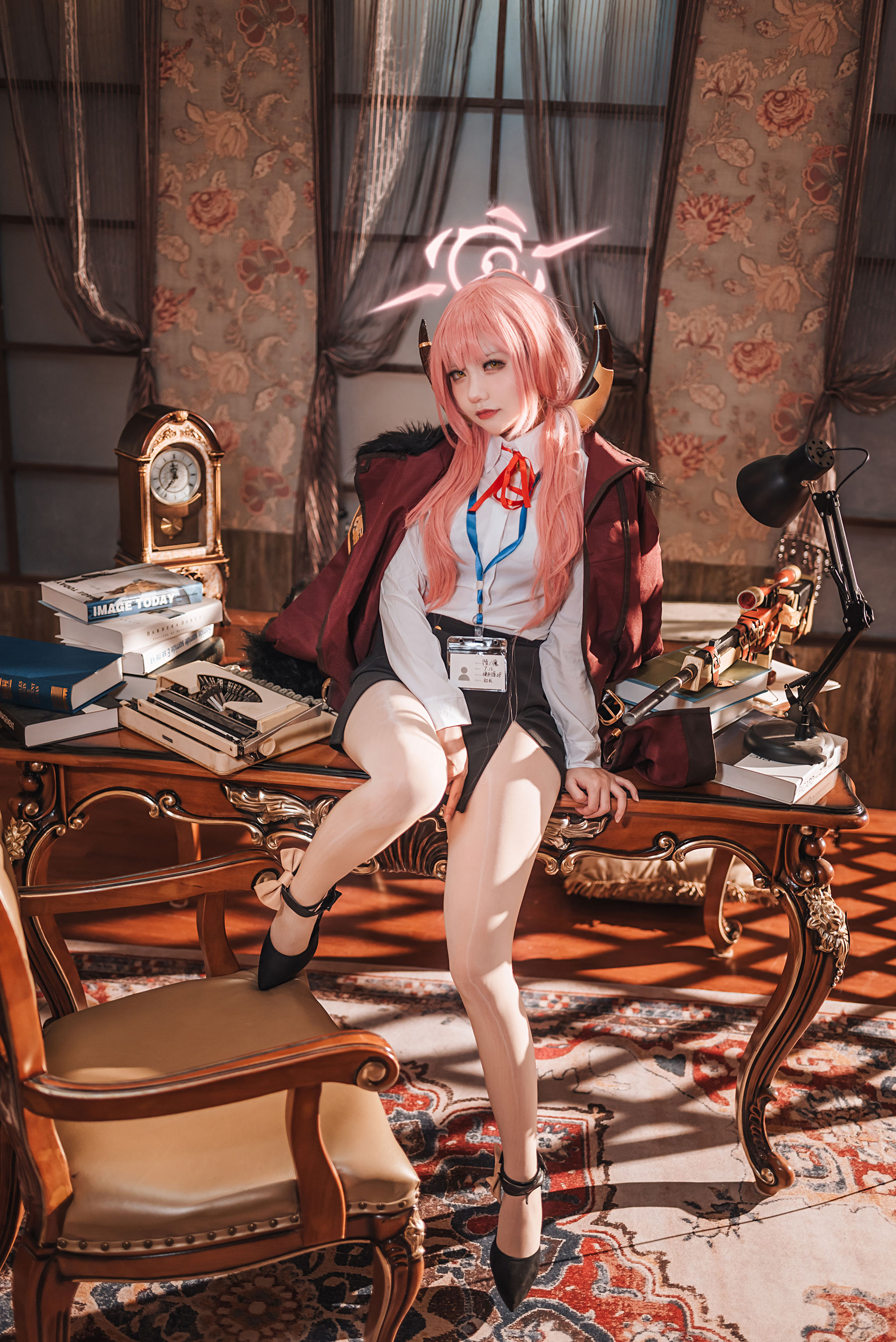 是一只熊仔吗 – 碧蓝档案 陸八魔爱瑠 [20P] - 秀人网免费无水印在线套图写真