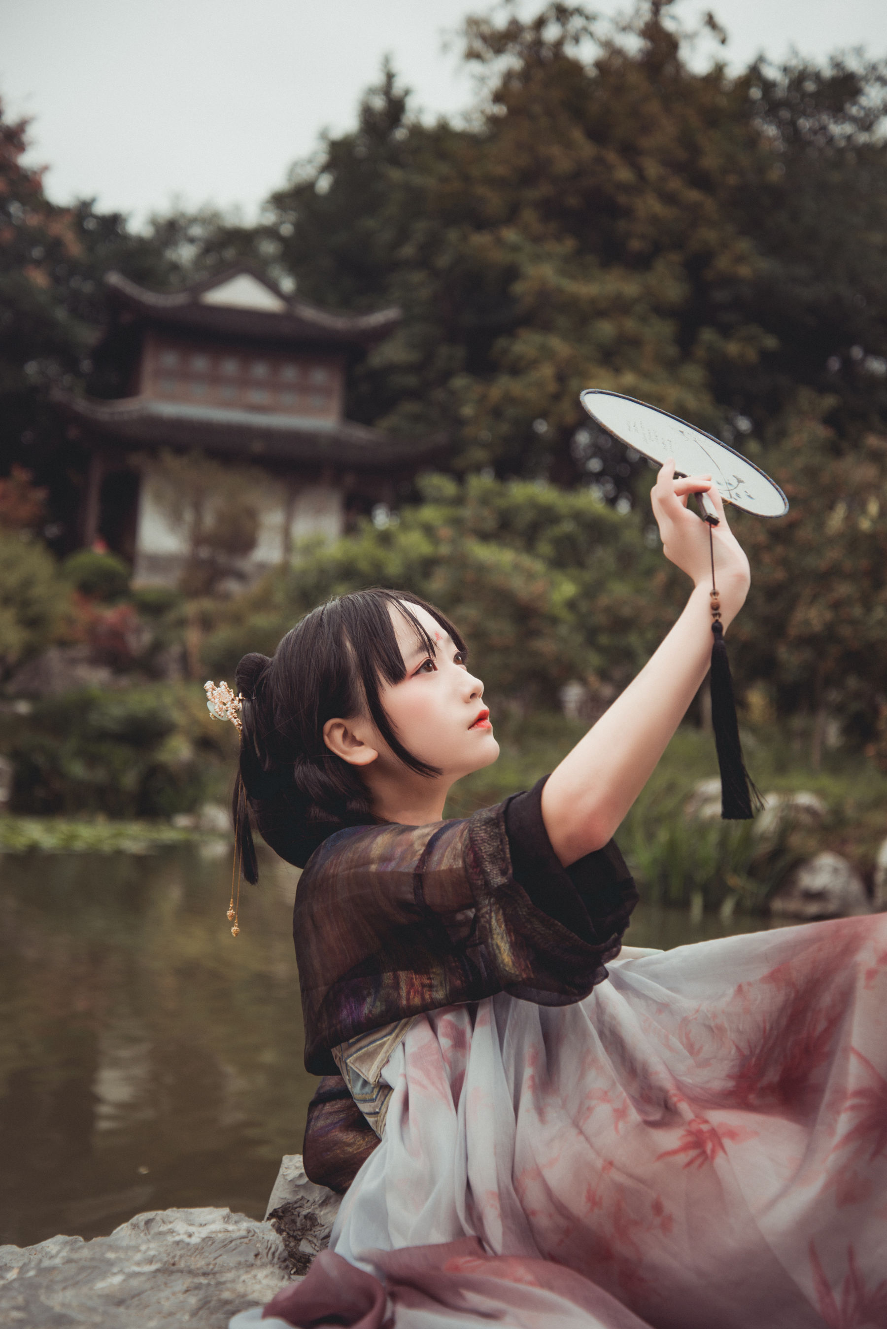 动漫博主弦音sic – 汉服 长生殿 [9P] - 秀人网免费无水印在线套图写真