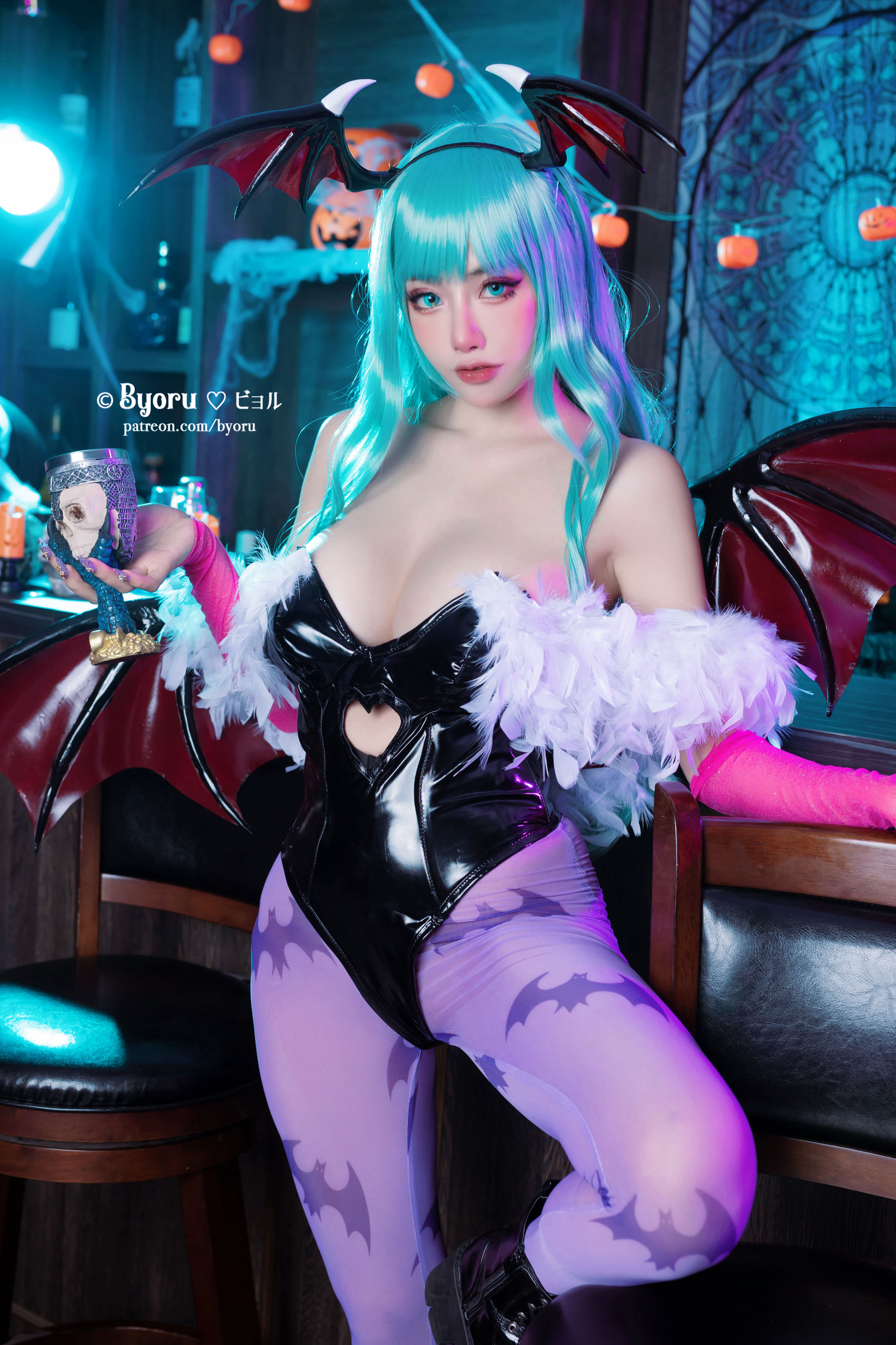 日本性感萝莉Byoru – Morrigan [32P] - 秀人网免费无水印在线套图写真