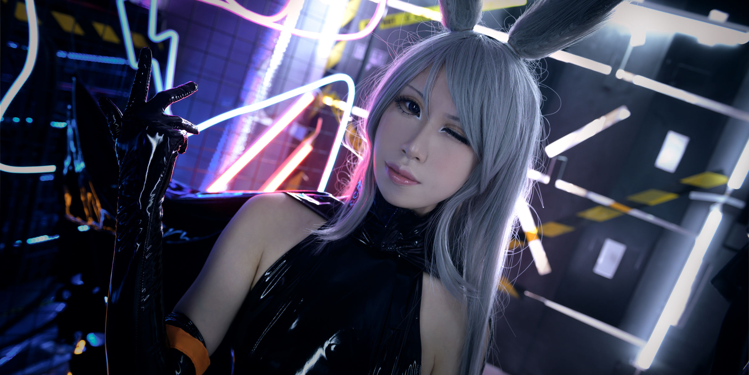 大米米球 – 暴行 [30P] - 秀人网免费无水印在线套图写真