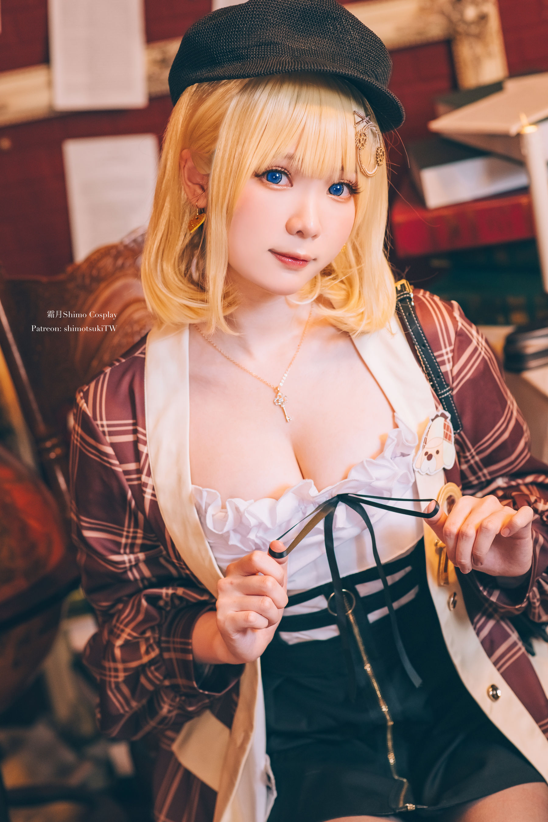 微博妹纸霜月shimo – 华生 ・ 阿米莉亚 [11P] - 秀人网免费无水印在线套图写真