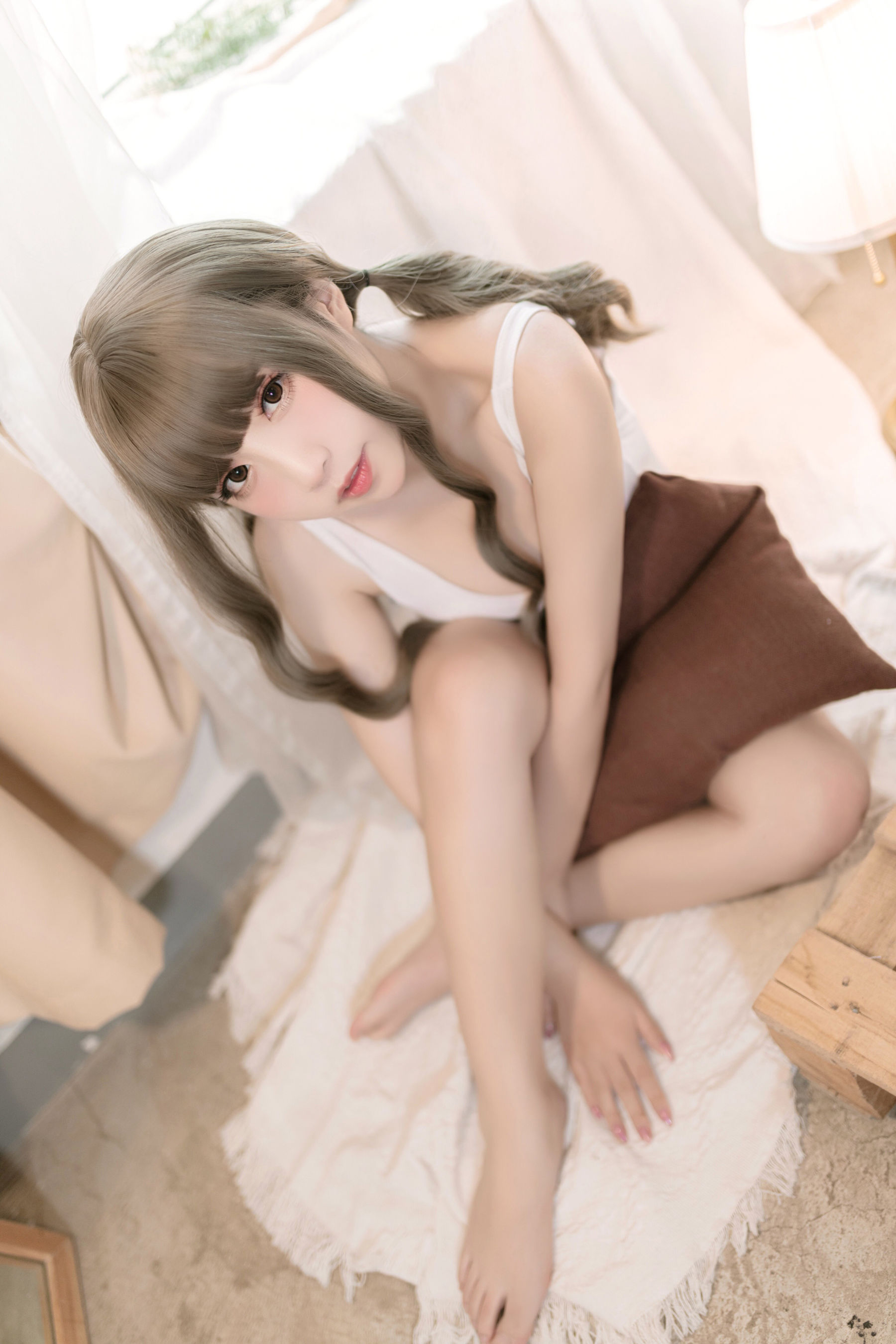 动漫博主貓田聖奈奈 – 白色死库水 [9P] - 秀人网免费无水印在线套图写真