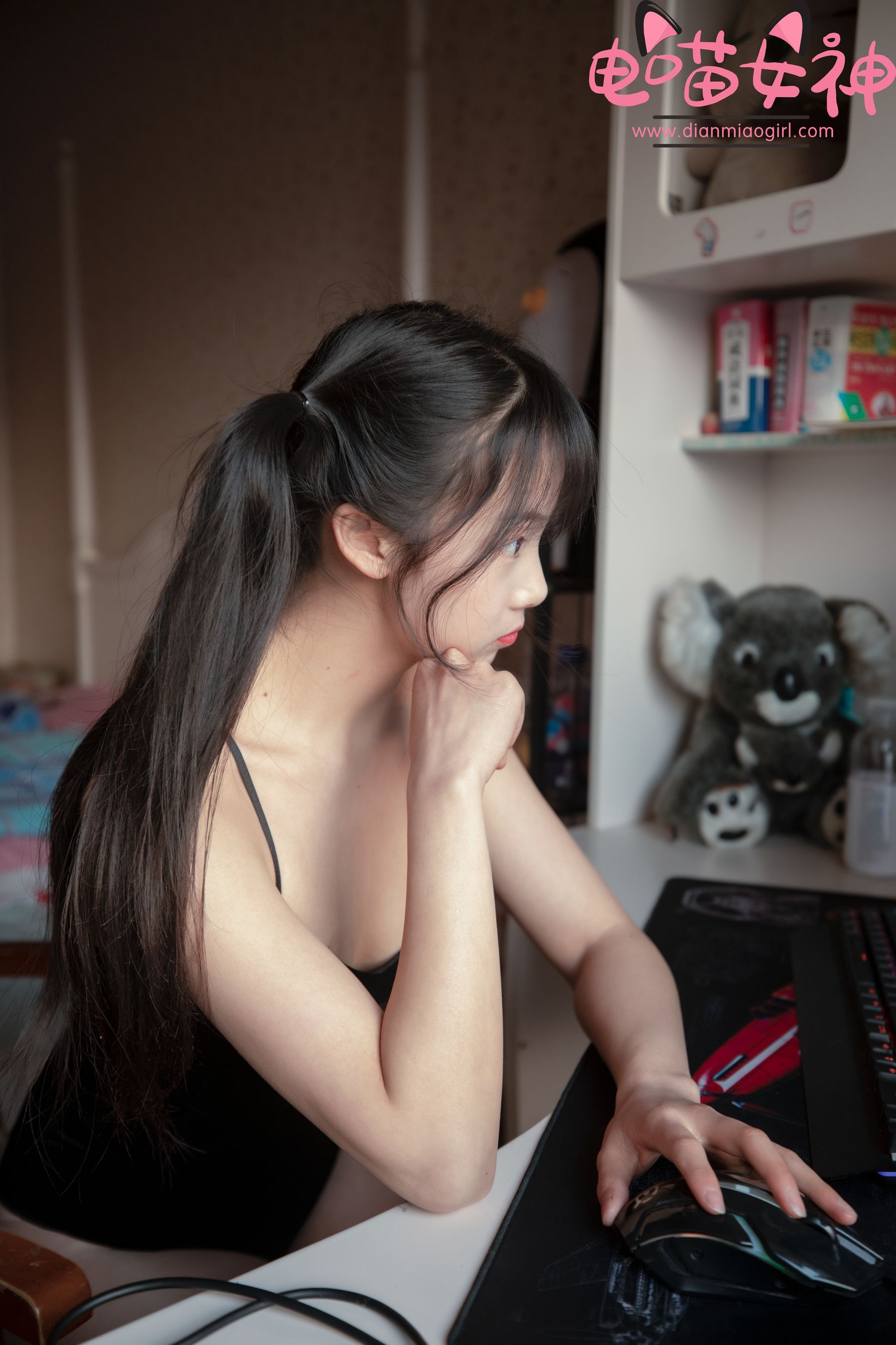 电喵女神 – 灵唯 黑纱王者 [52P] - 秀人网免费无水印在线套图写真