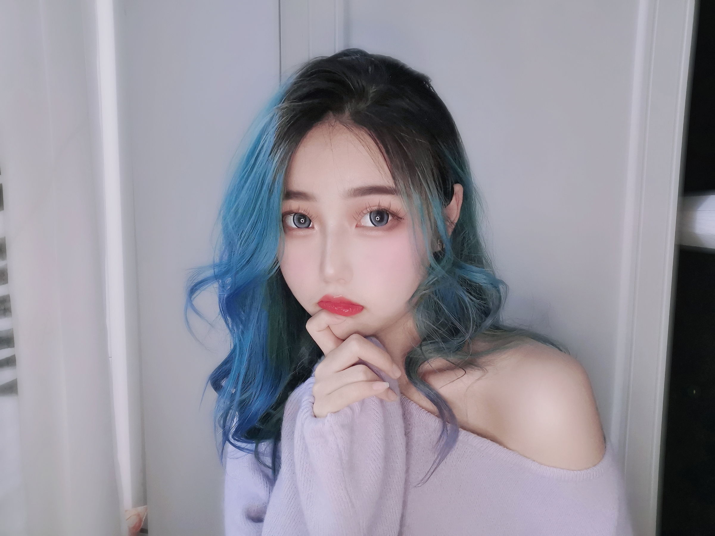 eloise软软 – 双拼丝袜 [36P] - 秀人网免费无水印在线套图写真