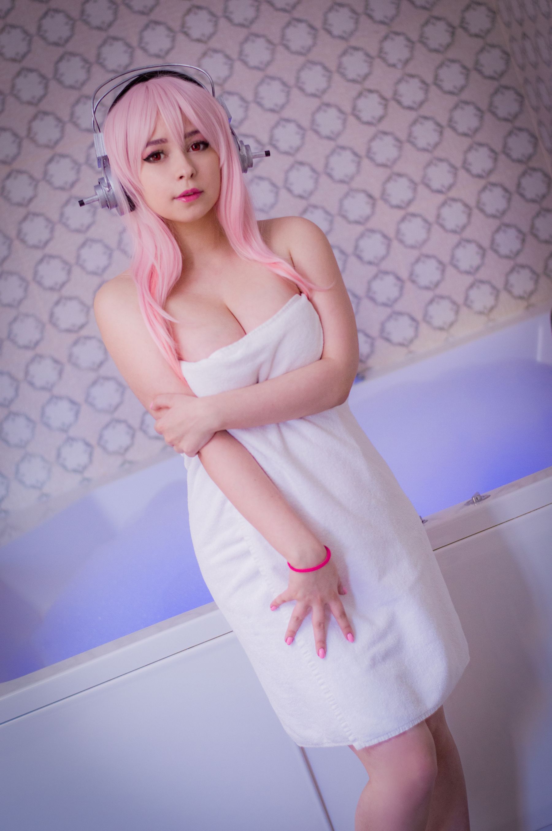 Yoshinobi – Sonico Bath Time [26P] - 秀人网免费无水印在线套图写真