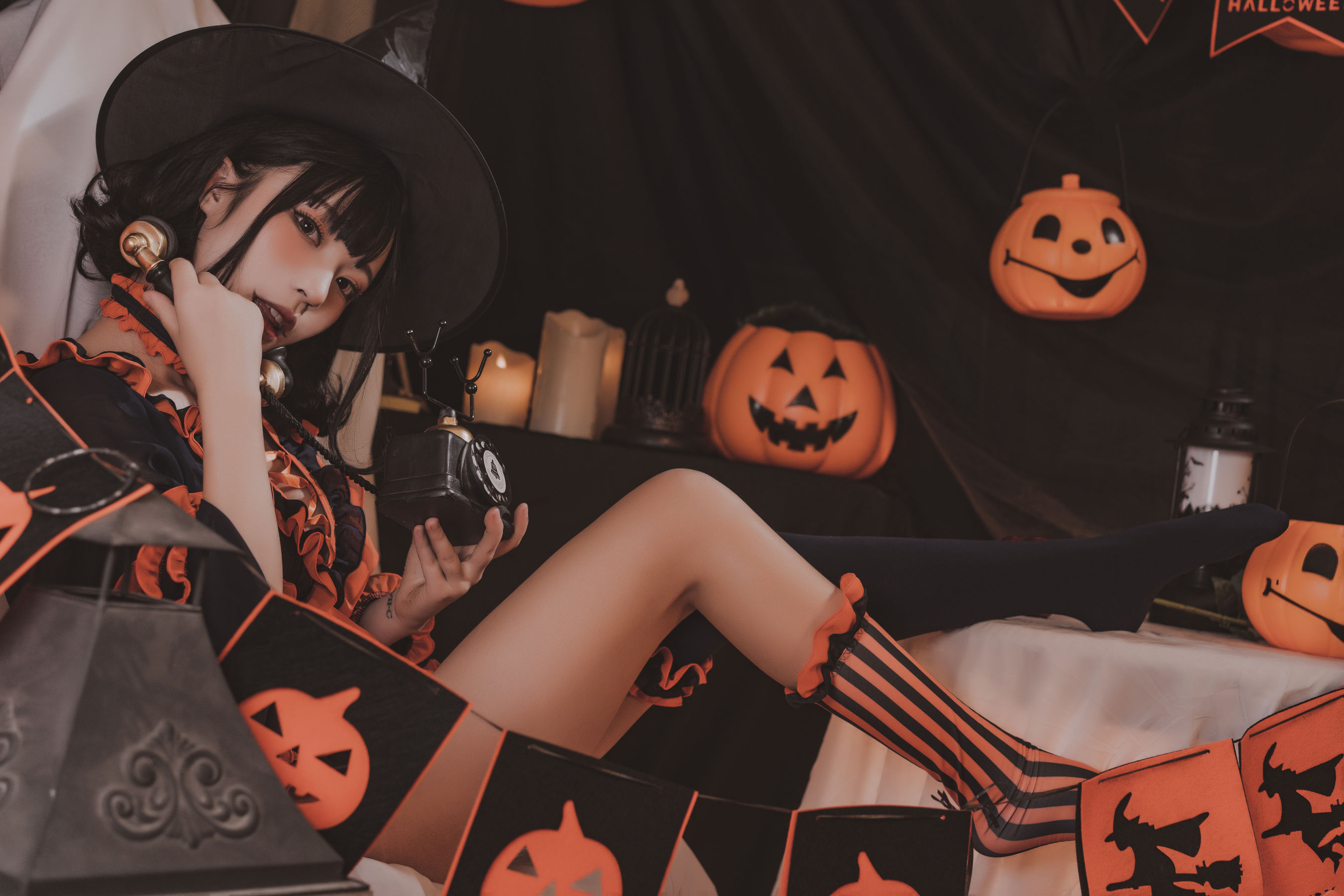 萌妹白易子教主 – 万圣节魔女 [10P] - 秀人网免费无水印在线套图写真
