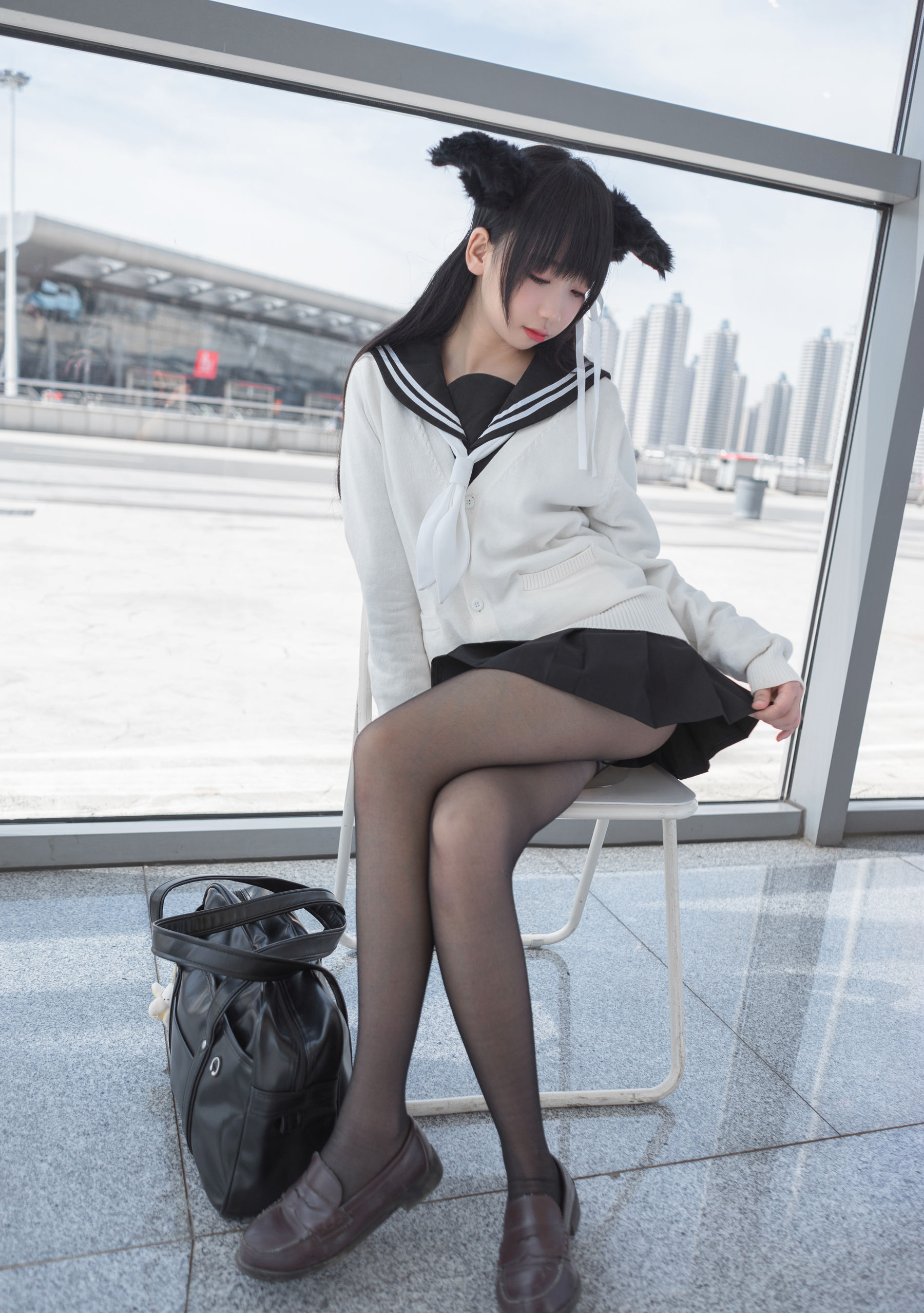 Cos小姐姐雪琪 – 漫展上的小姐姐 [42P] - 秀人网免费无水印在线套图写真