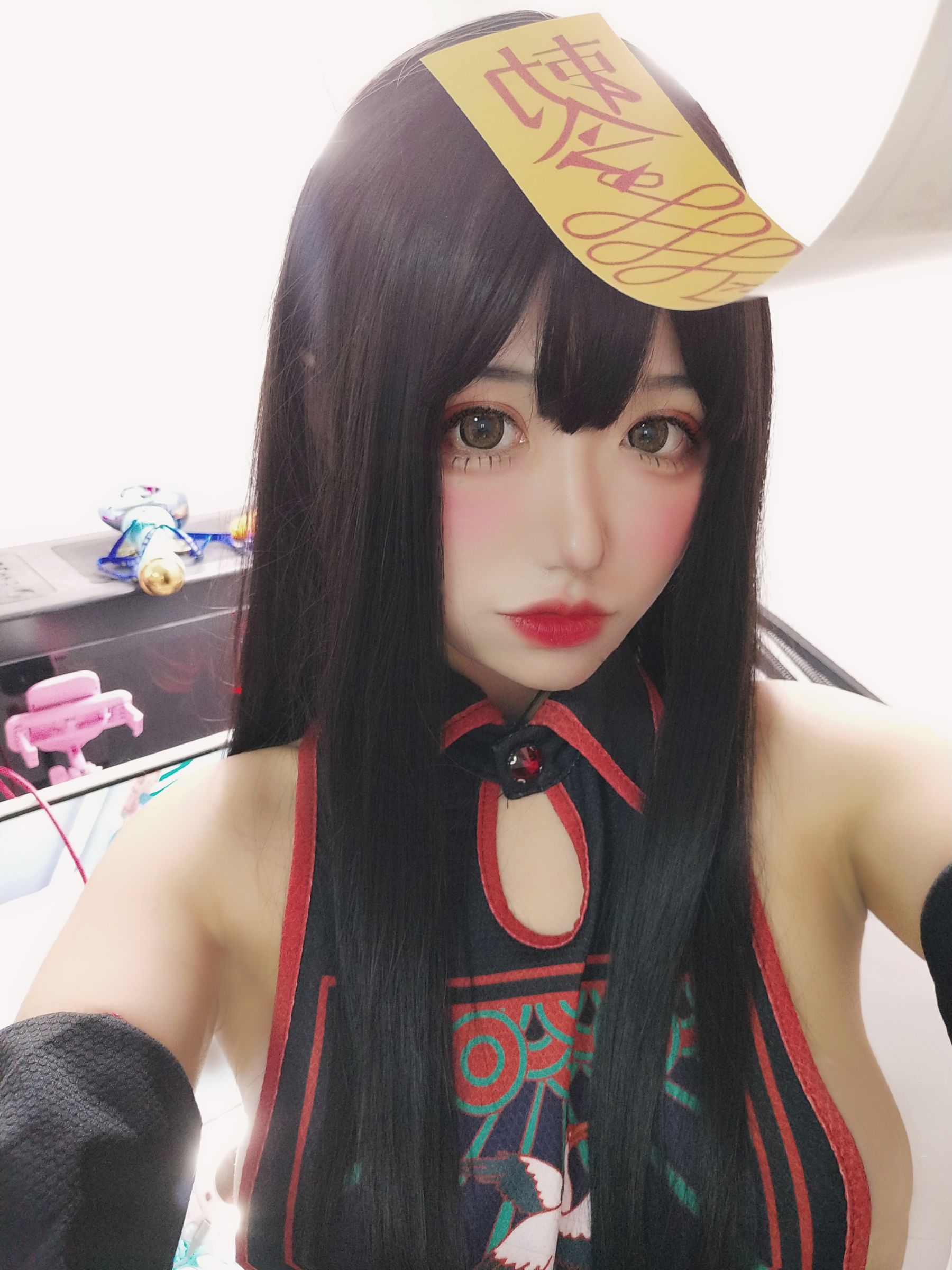 猫君君MaoJun – 小僵尸 [14P] - 秀人网免费无水印在线套图写真