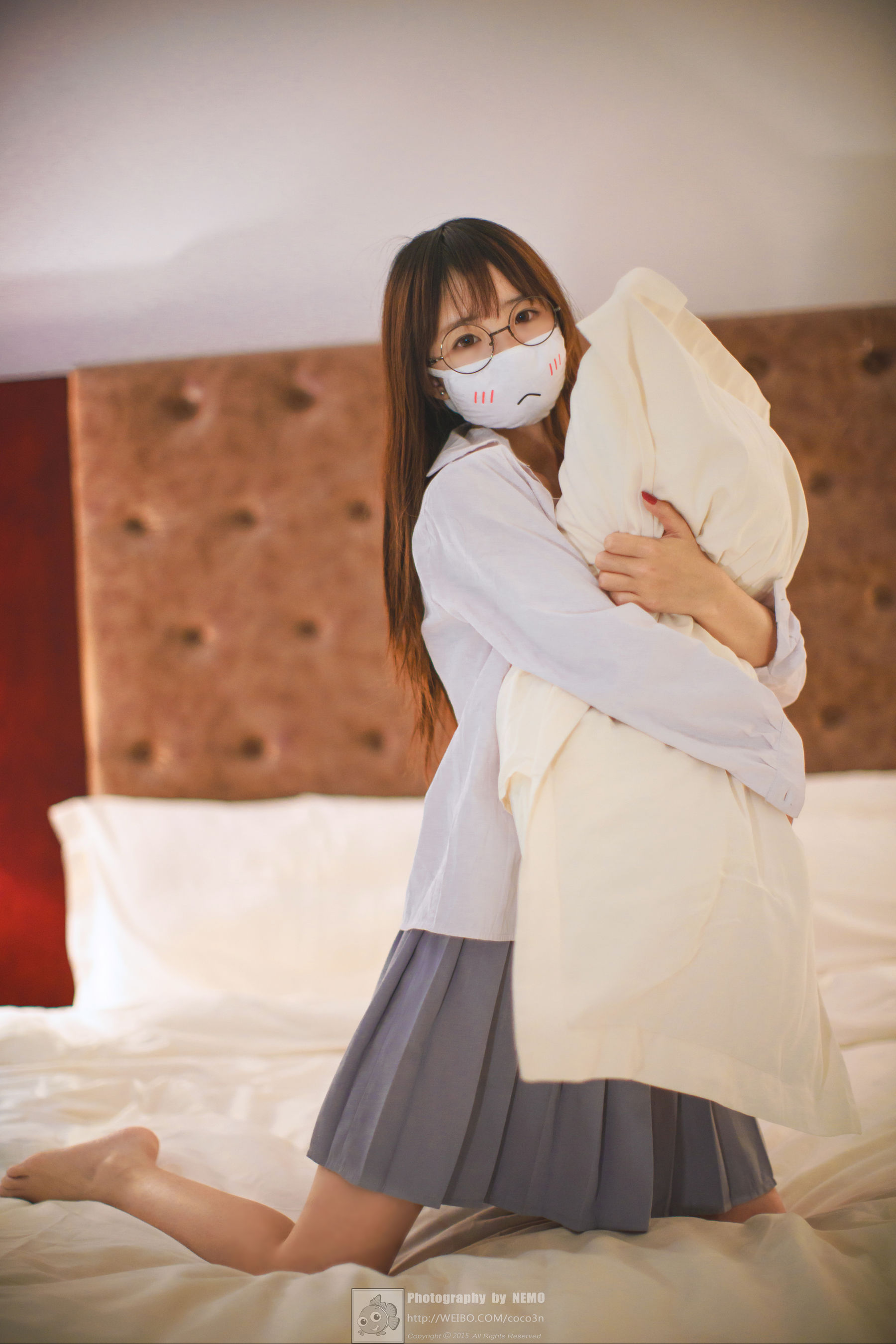 萝莉御子Yumiko 口罩 [20P] - 秀人网免费无水印在线套图写真