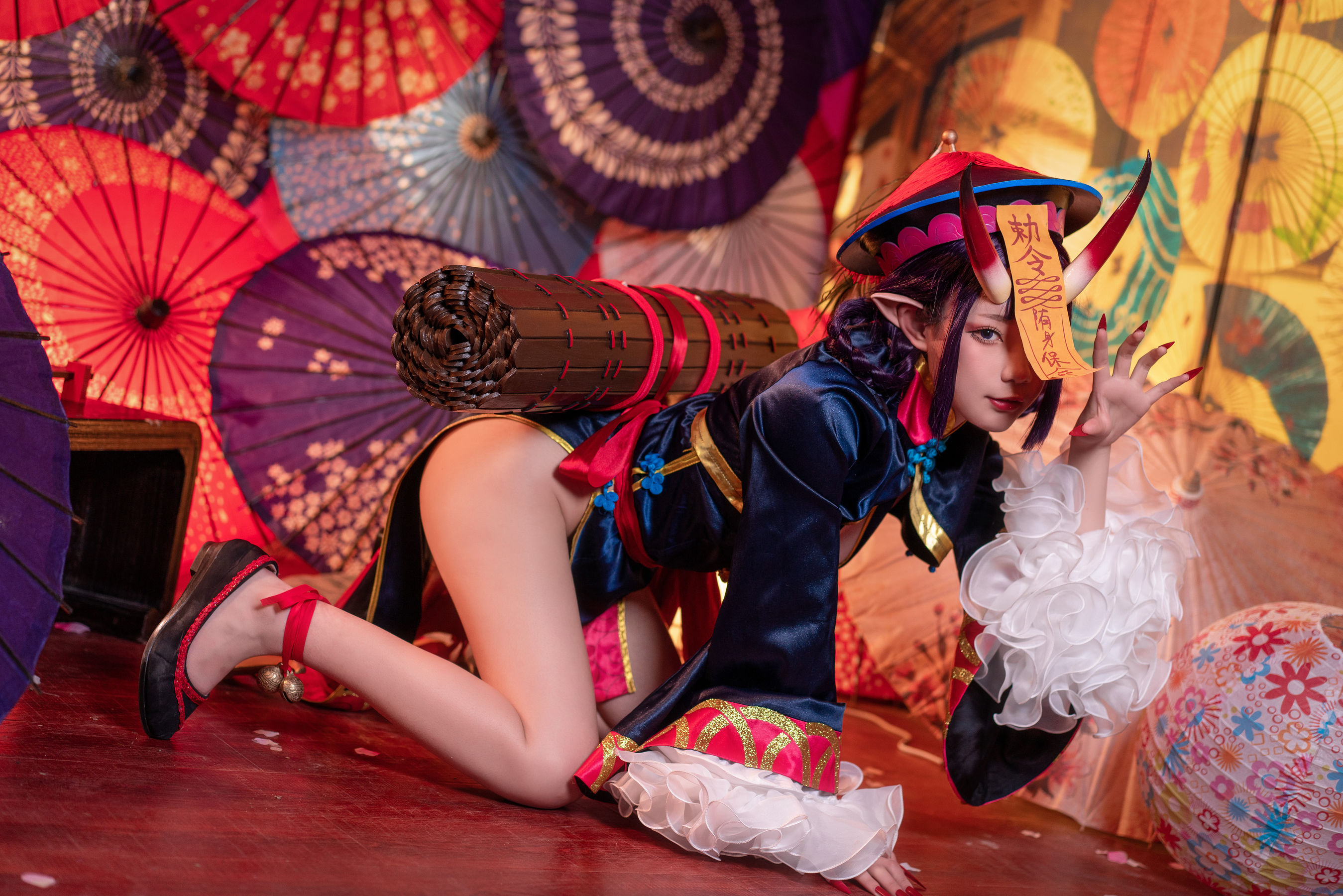 动漫博主王胖胖u – fate酒吞僵尸童子 [15P] - 秀人网免费无水印在线套图写真