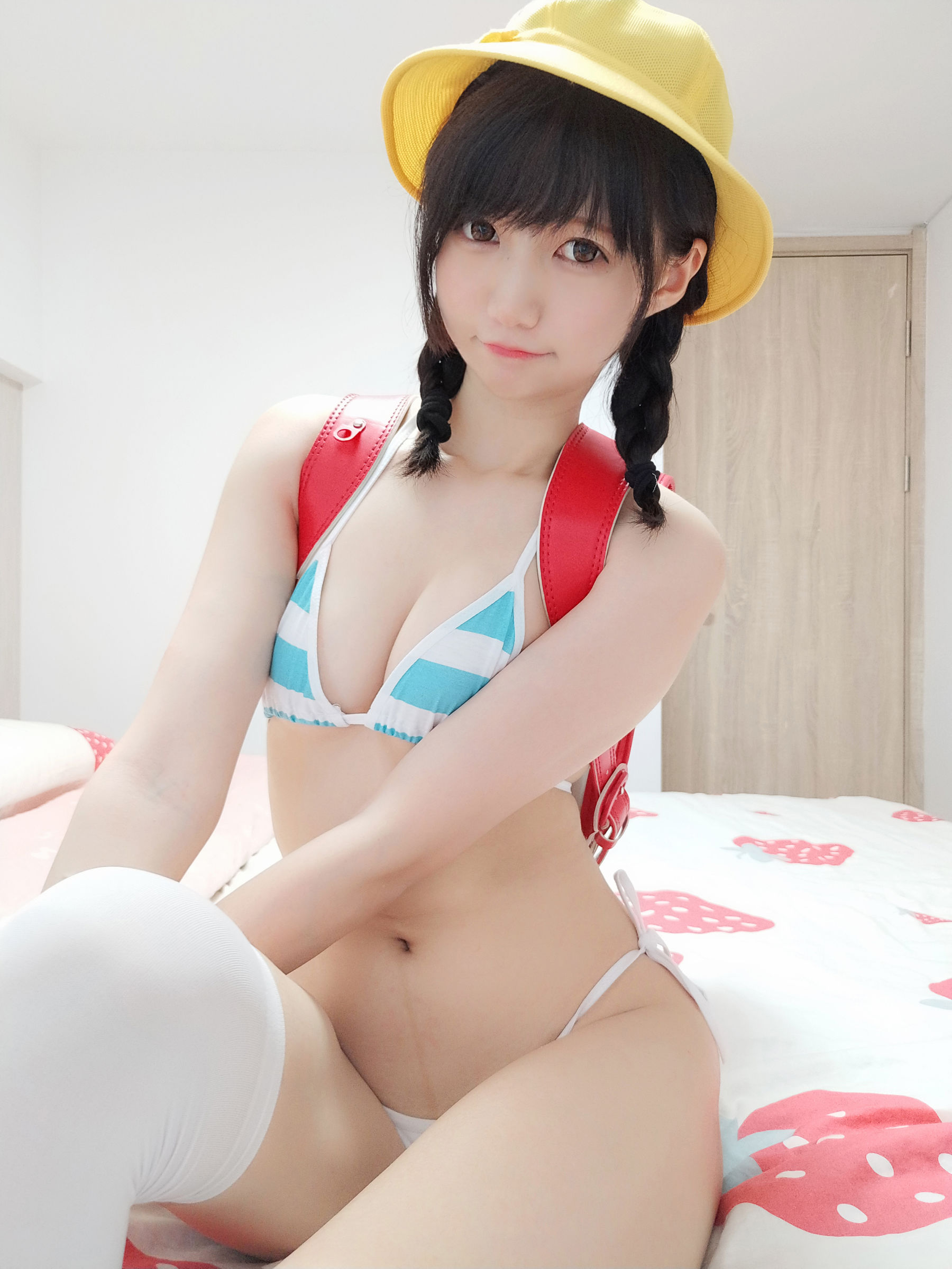 NAGISA魔物喵[fantia] – Hな行為をする小学生 [10P] - 秀人网免费无水印在线套图写真