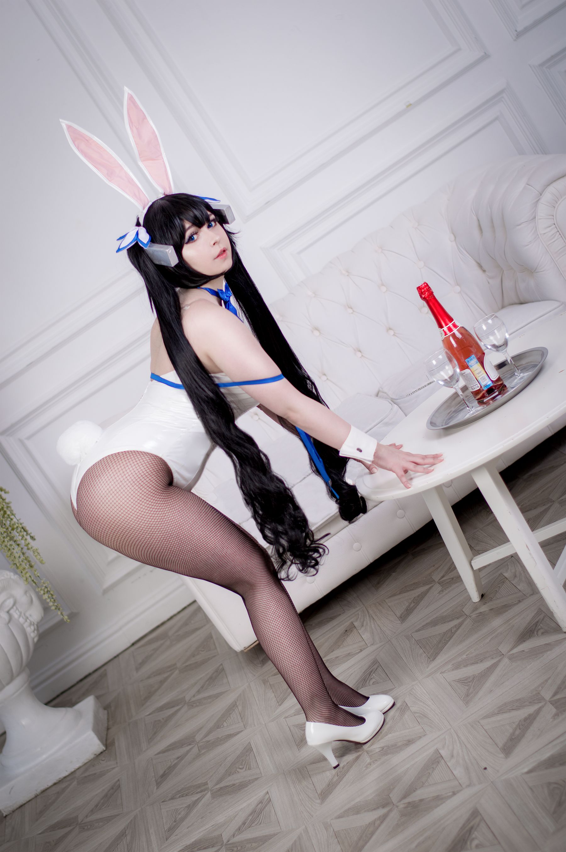 Yoshinobi – Hestia Bunny [45P] - 秀人网免费无水印在线套图写真