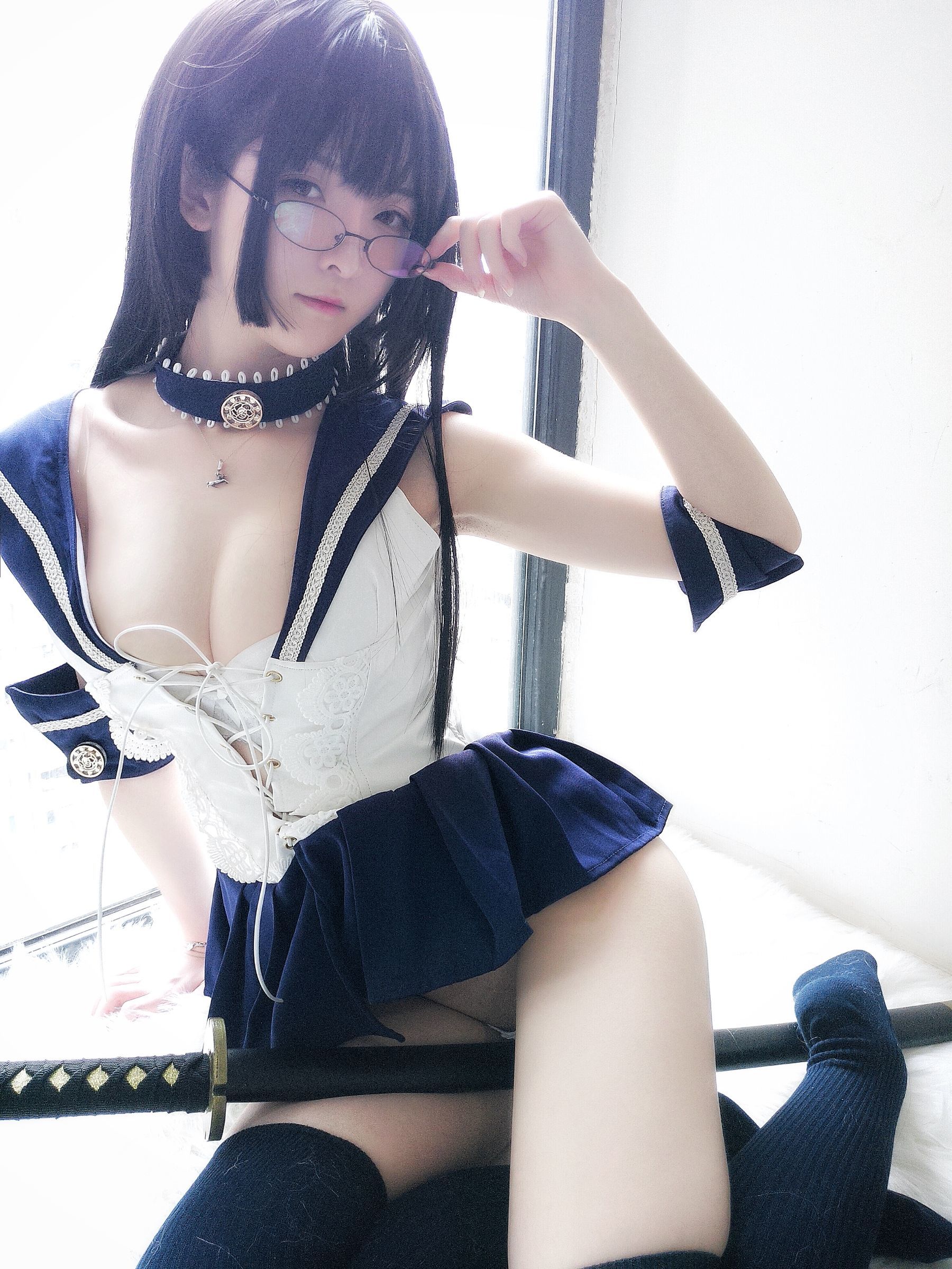 [萝莉COS] 一小央泽 – 武士刀与水手服 [20P] - 秀人网免费无水印在线套图写真