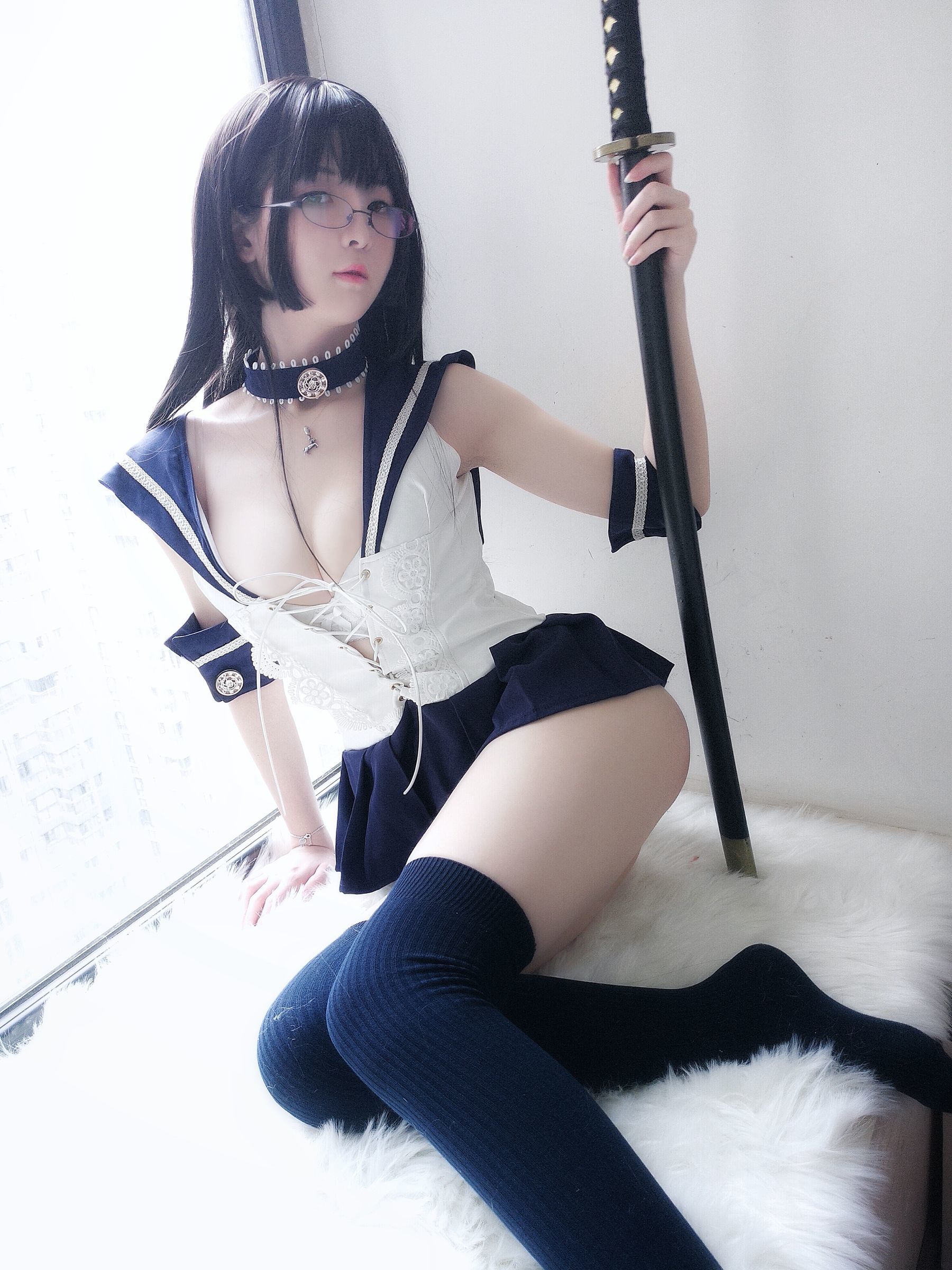 [萝莉COS] 一小央泽 – 武士刀与水手服 [20P] - 秀人网免费无水印在线套图写真