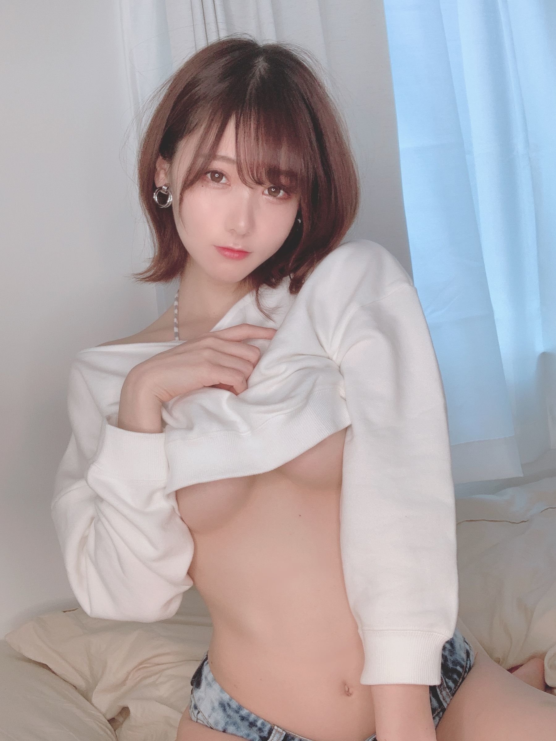 日本甜美COSERけんけん[fantia] 2020.05 ショート丈スウェット×スポブラ [10P] - 秀人网免费无水印在线套图写真