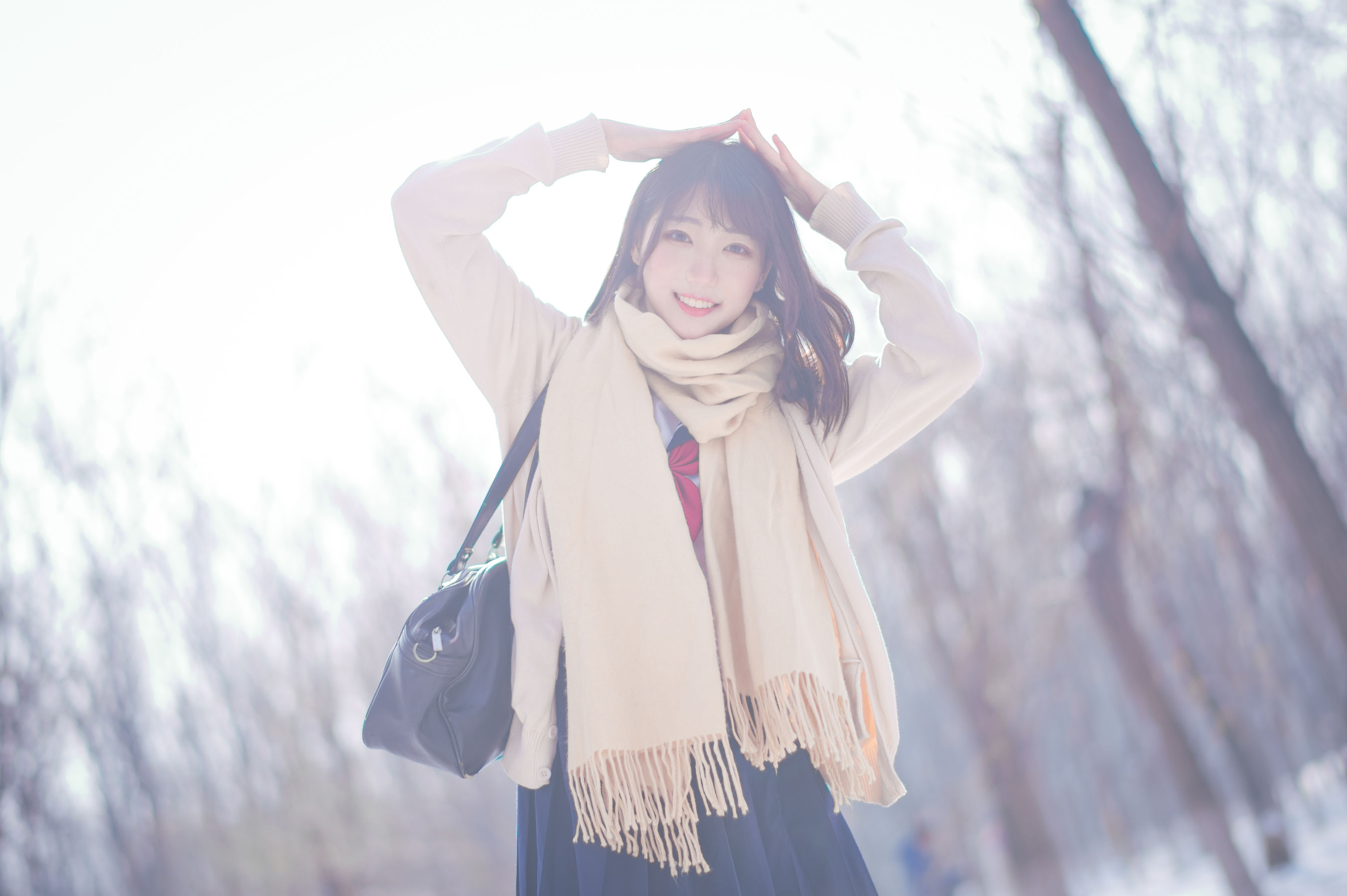 周叽是可爱兔兔 – 雪景JK [15P] - 秀人网免费无水印在线套图写真