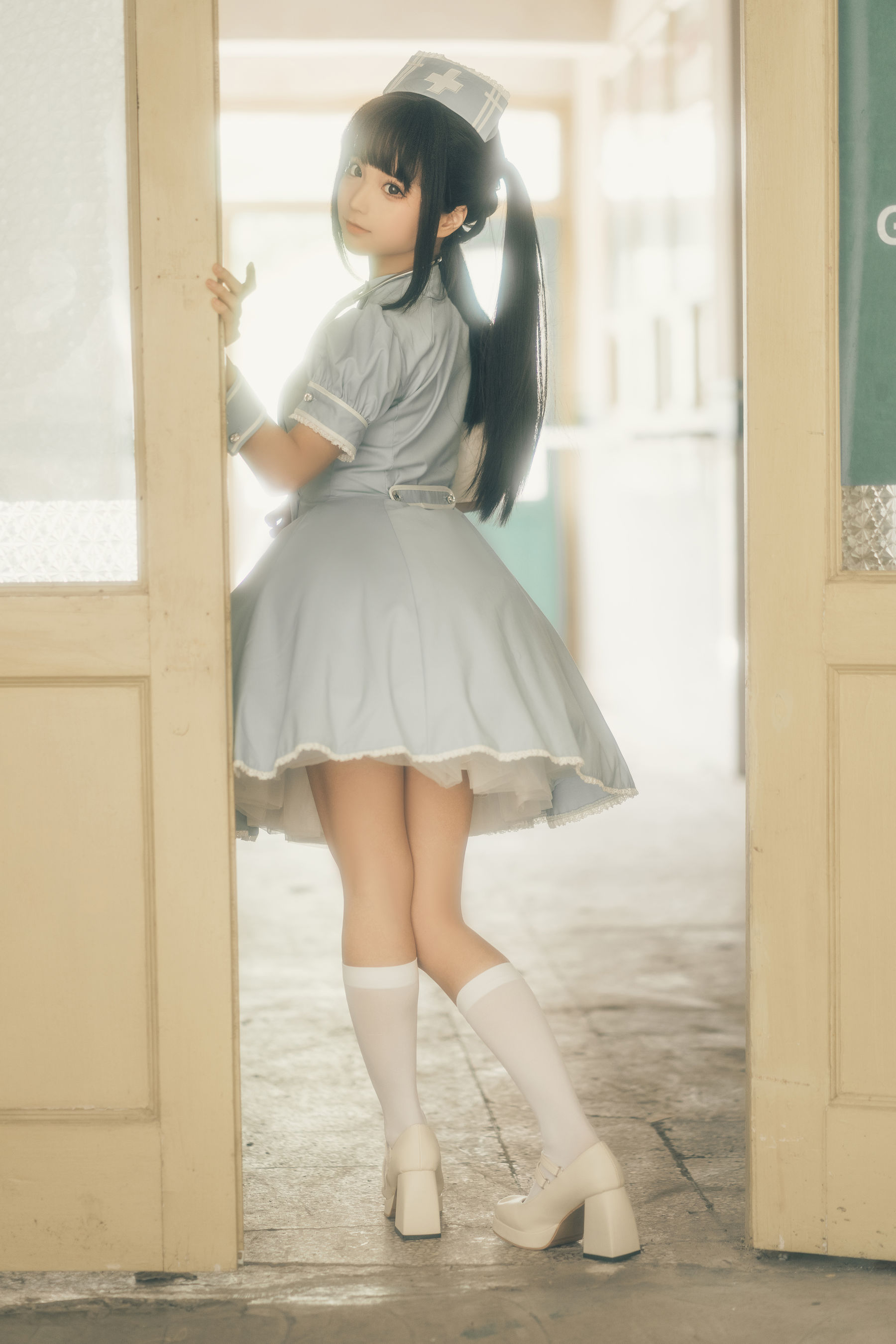 动漫博主蠢沫沫 – 小护士 [118P] - 秀人网免费无水印在线套图写真