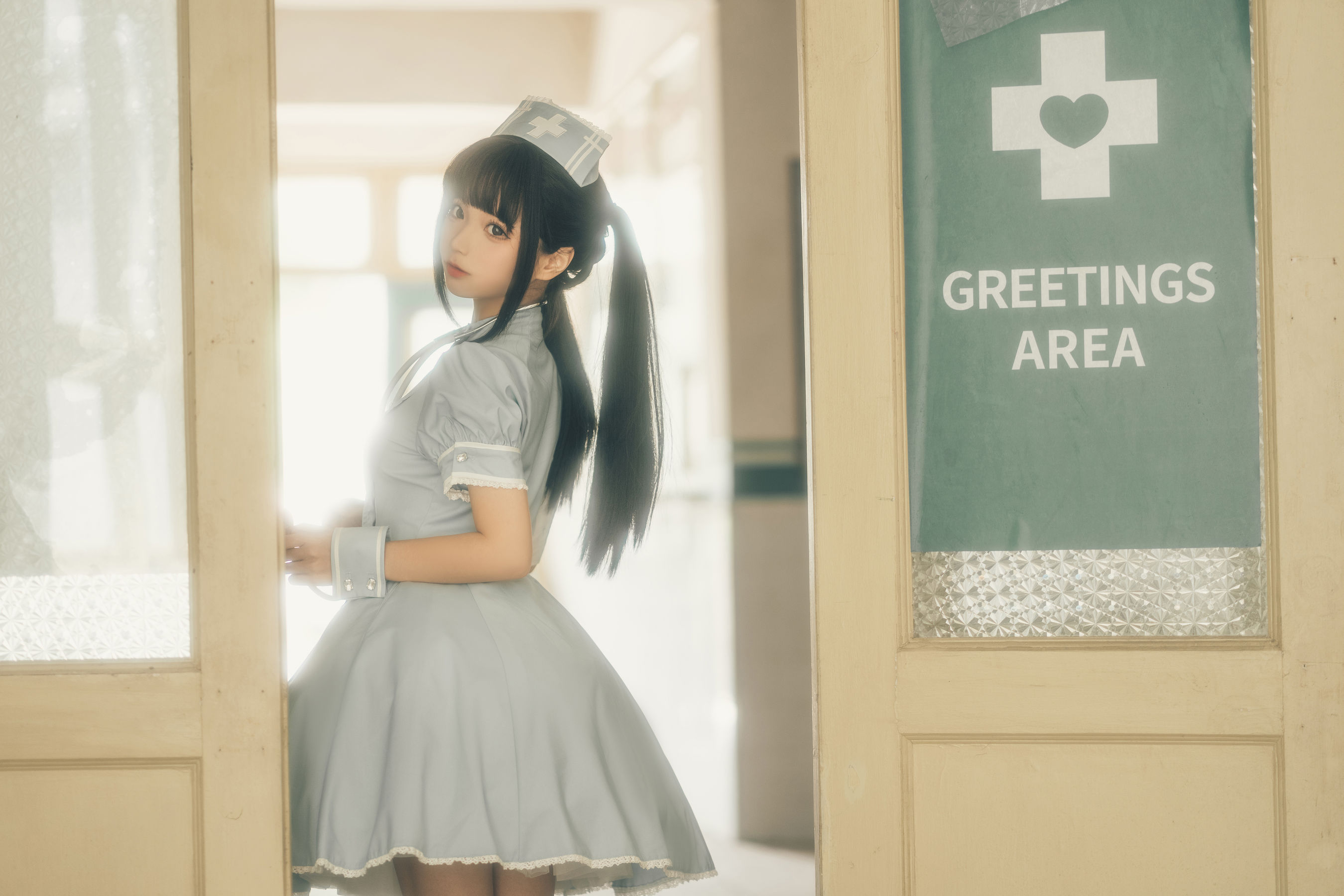 动漫博主蠢沫沫 – 小护士 [118P] - 秀人网免费无水印在线套图写真