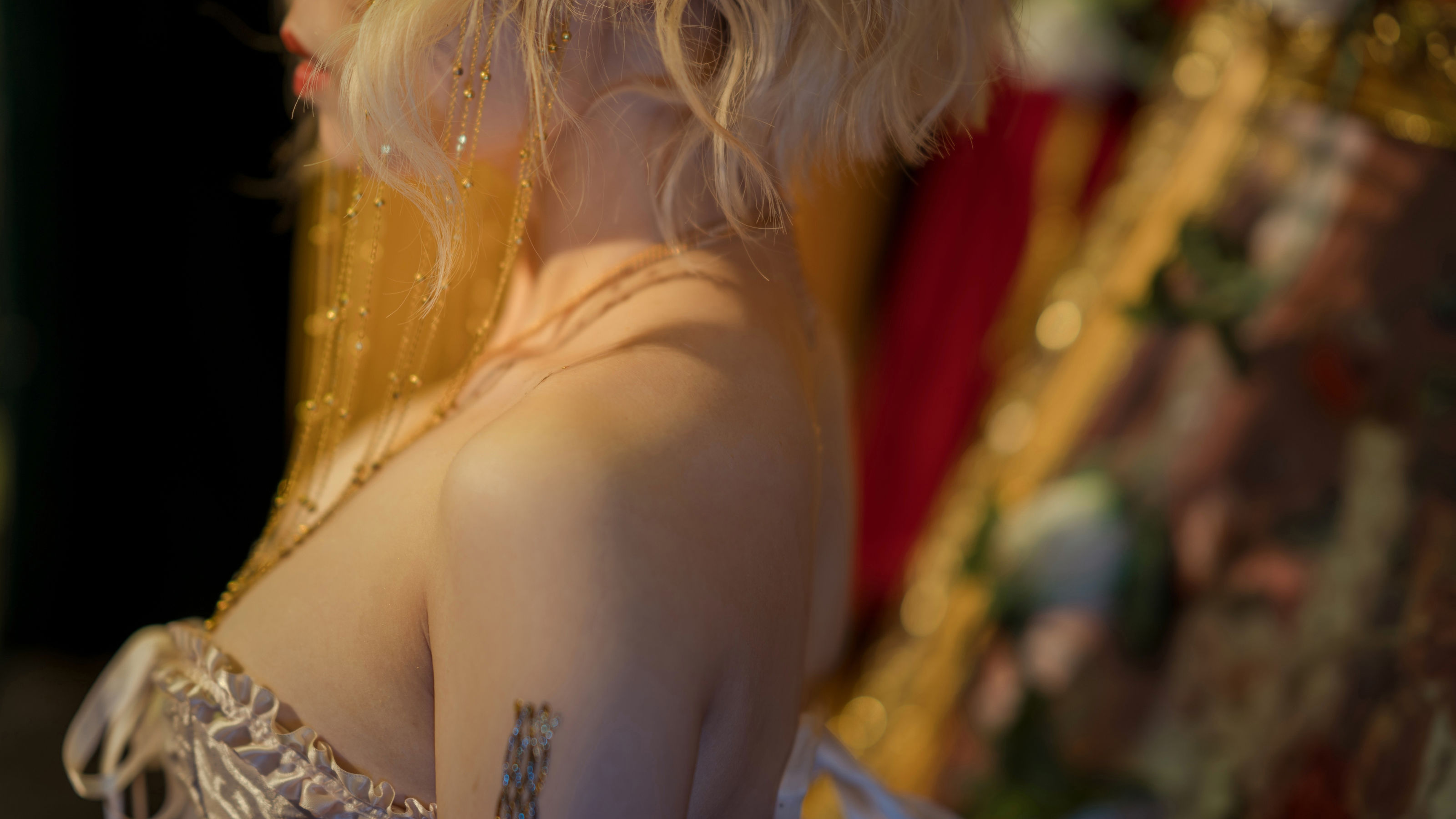 七月喵子 – 献上王的冠冕 [29P] - 秀人网免费无水印在线套图写真