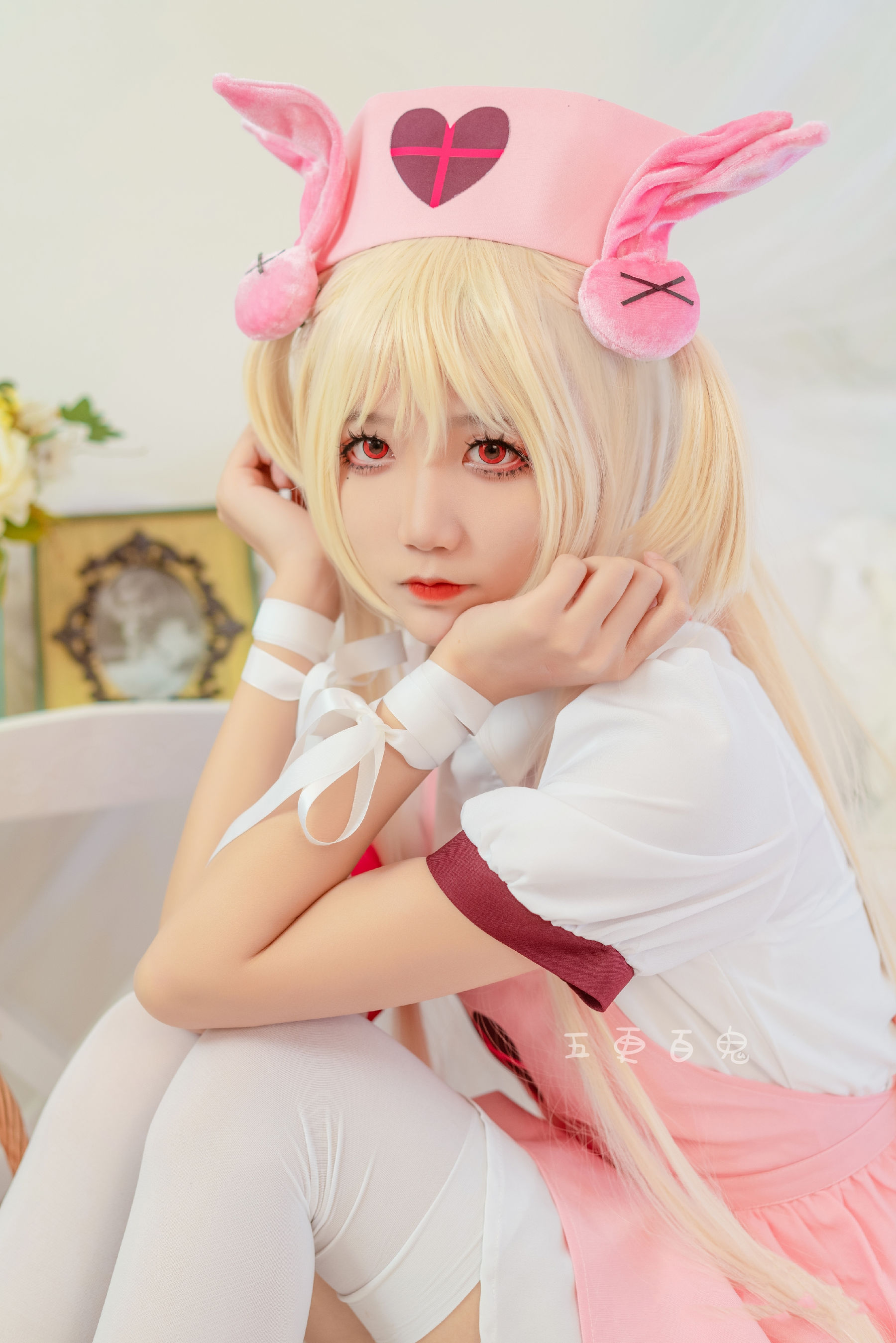 [Cosplay写真] 清纯少女五更百鬼 – 小护士 [6P] - 秀人网免费无水印在线套图写真