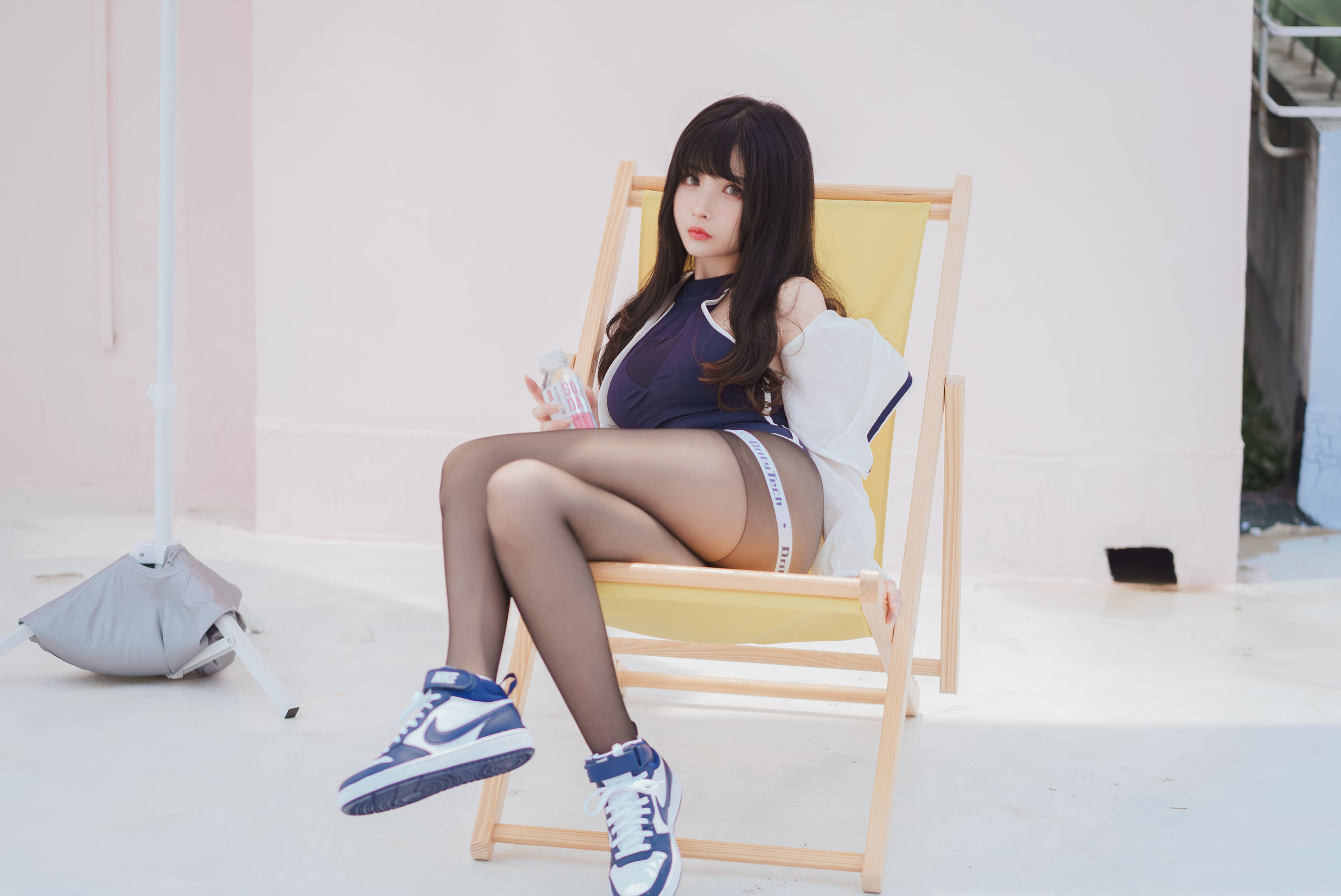 COS福利rioko凉凉子 – 天台竞泳 [50P] - 秀人网免费无水印在线套图写真