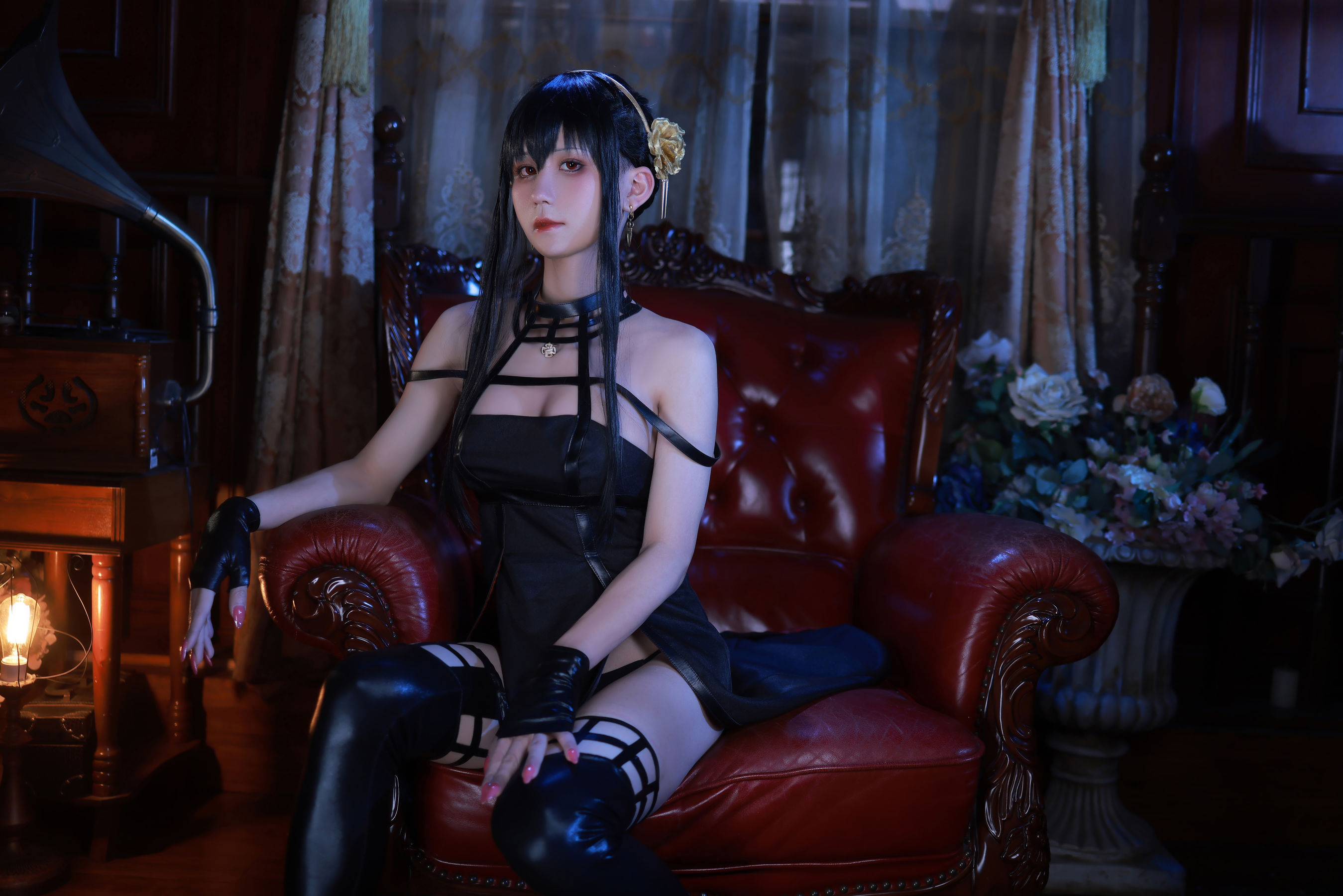 动漫博主桜满三时 – 约尔礼服 [44P] - 秀人网免费无水印在线套图写真