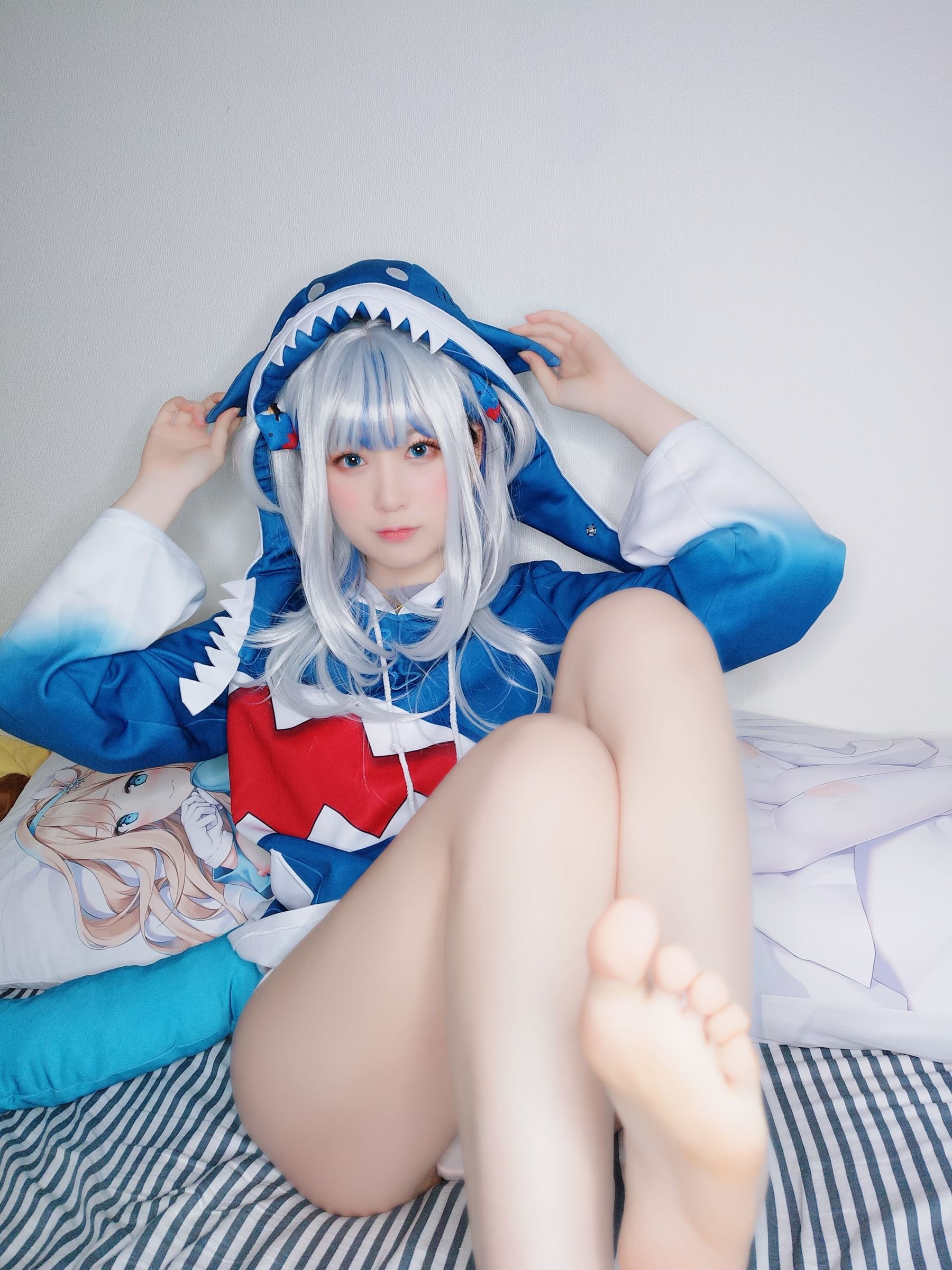 Yuki亭 – Gawer gura cosplay [14P] - 秀人网免费无水印在线套图写真