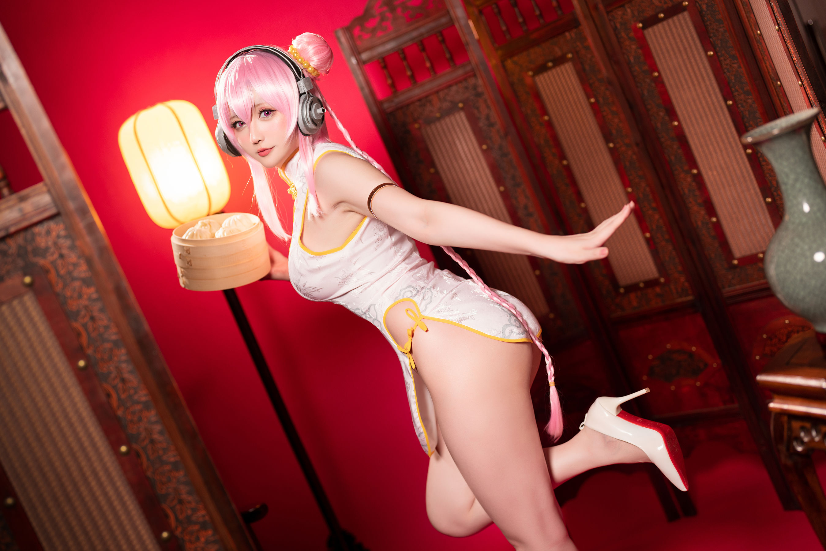 Coser小姐姐星之迟迟 – 索尼子旗袍 [41P] - 秀人网免费无水印在线套图写真