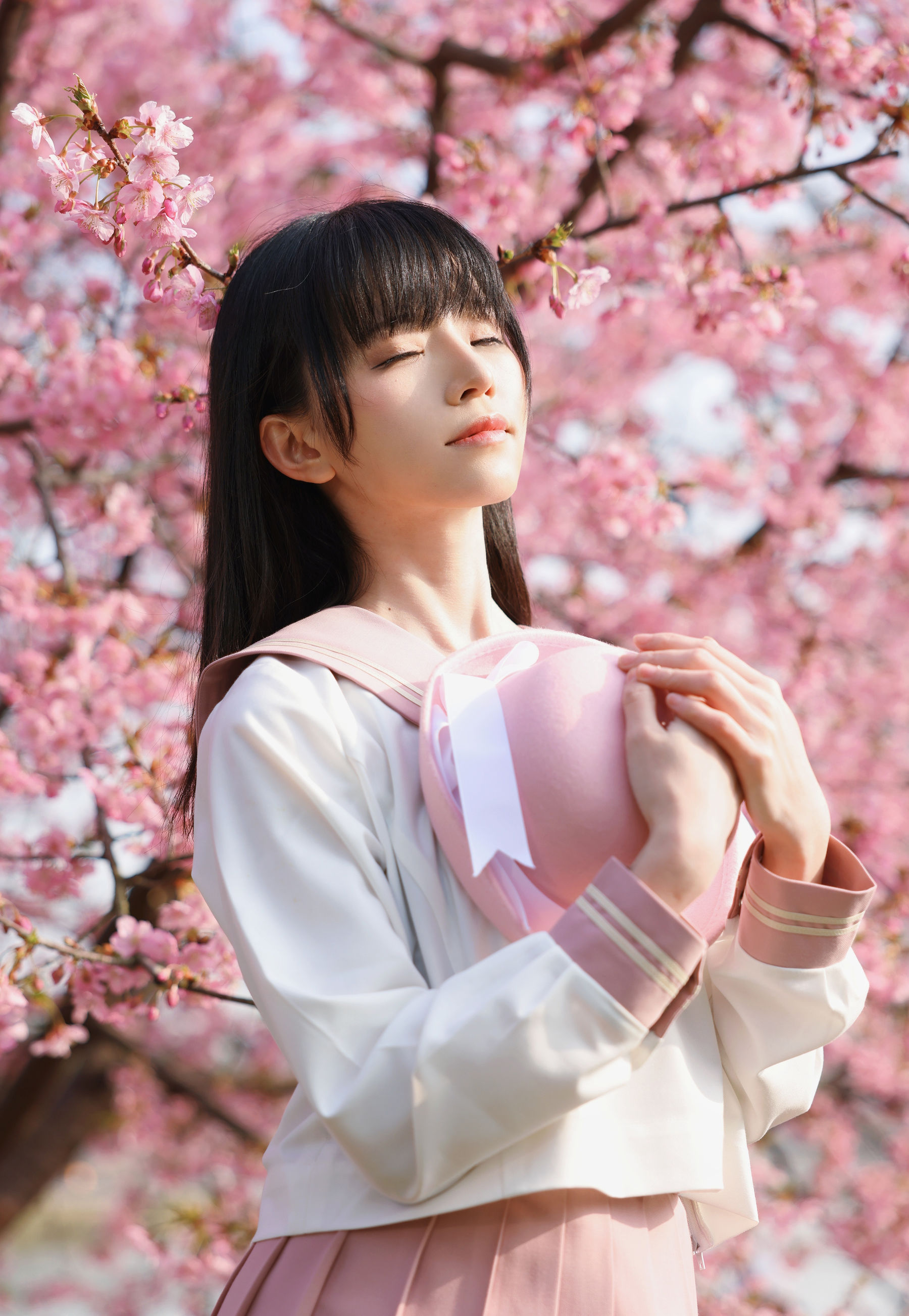 动漫博主Kitaro_绮太郎 – 樱花 [18P] - 秀人网免费无水印在线套图写真