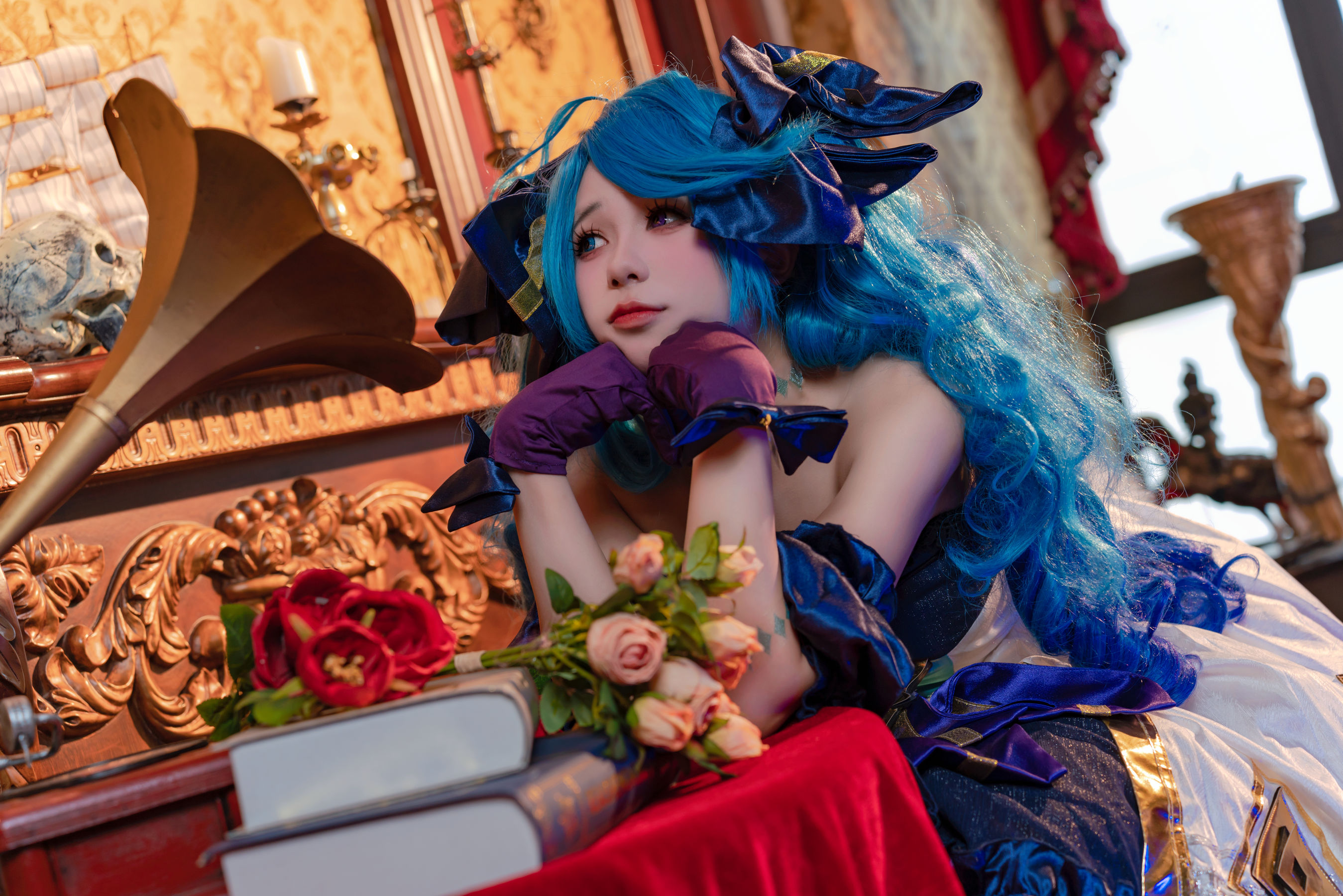 咬一口兔娘 – 兔兔班车 格温 [38P] - 秀人网免费无水印在线套图写真