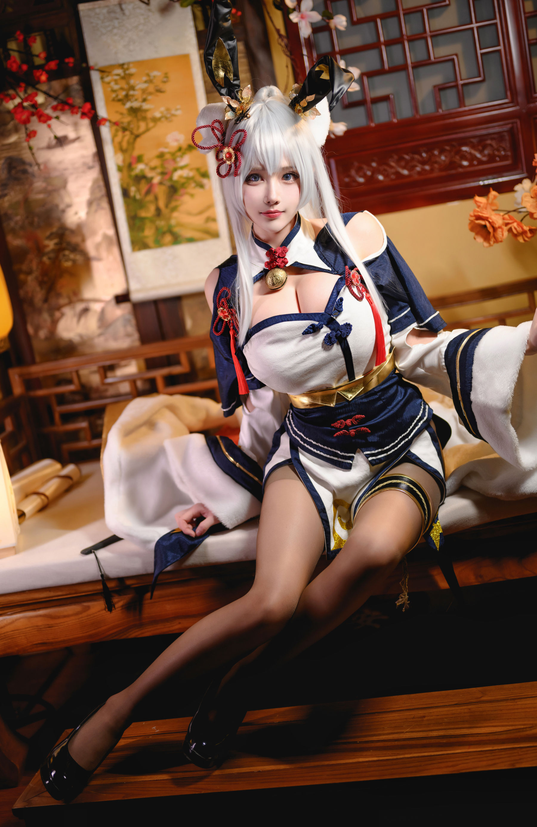 凛子酱 – 旗袍兔兔 [21P] - 秀人网免费无水印在线套图写真