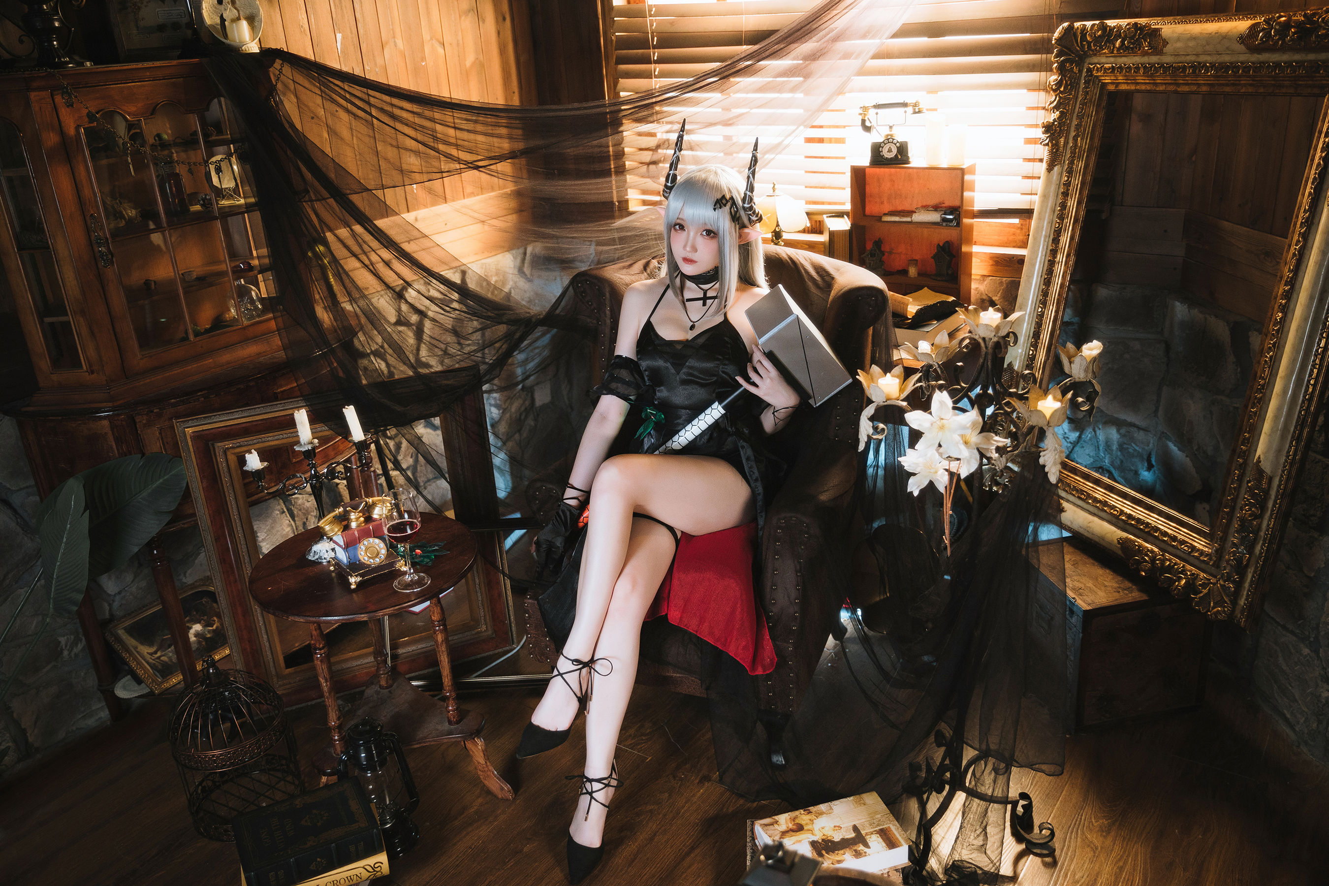 Coser瓜希酱福利 – 明日方舟 泥岩音律联觉 零号特工 [25P] - 秀人网免费无水印在线套图写真