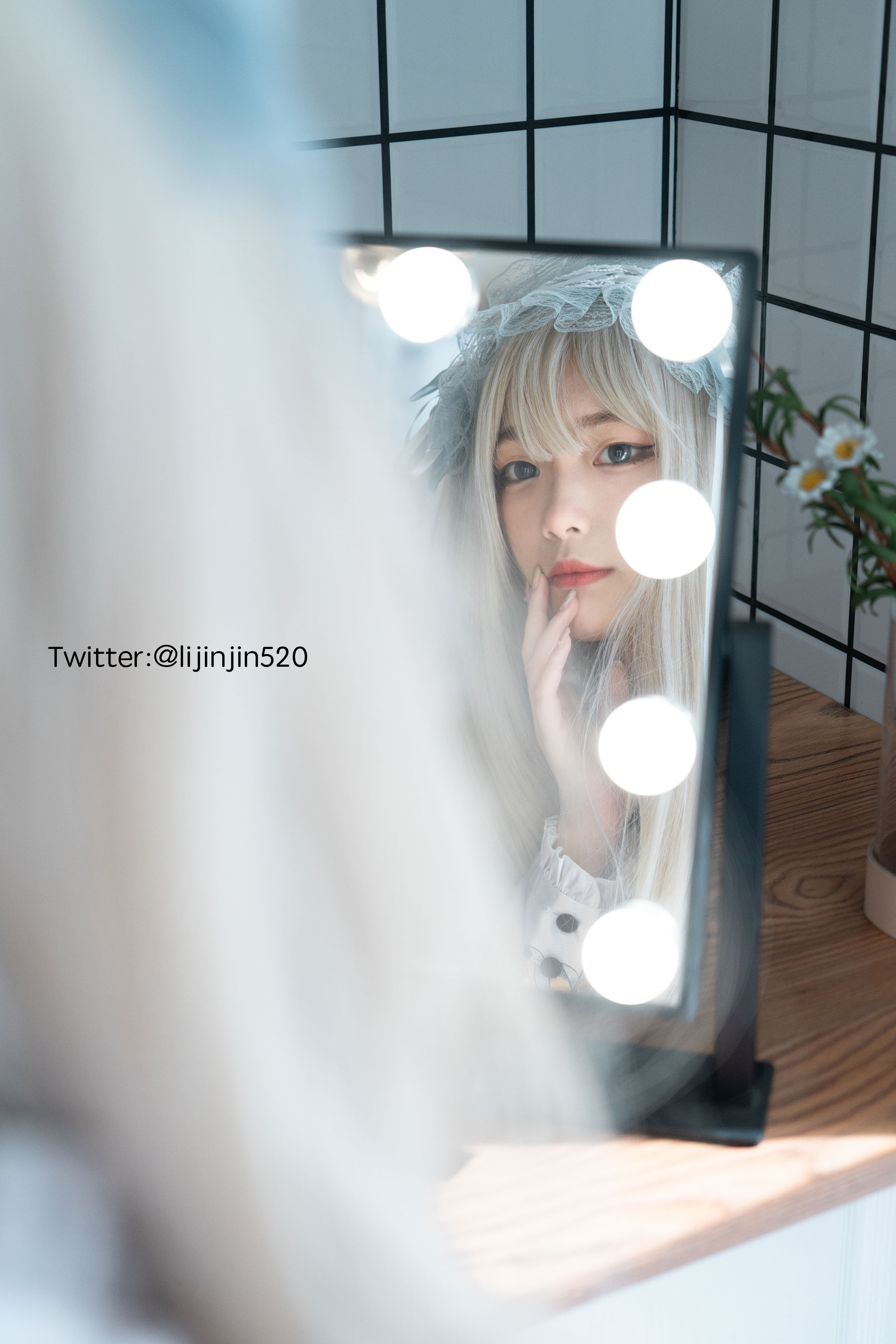 梨瑾瑾 – LO娘 [20P] - 秀人网免费无水印在线套图写真